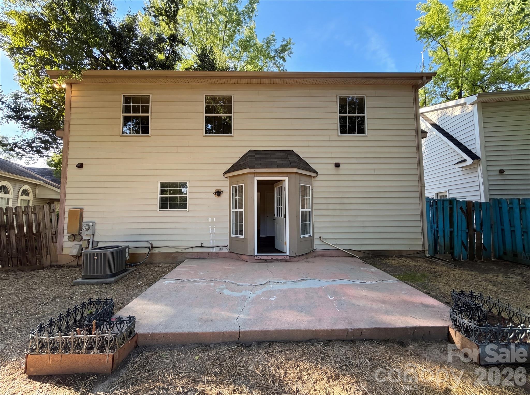 4720 Topsail Court — Charlotte