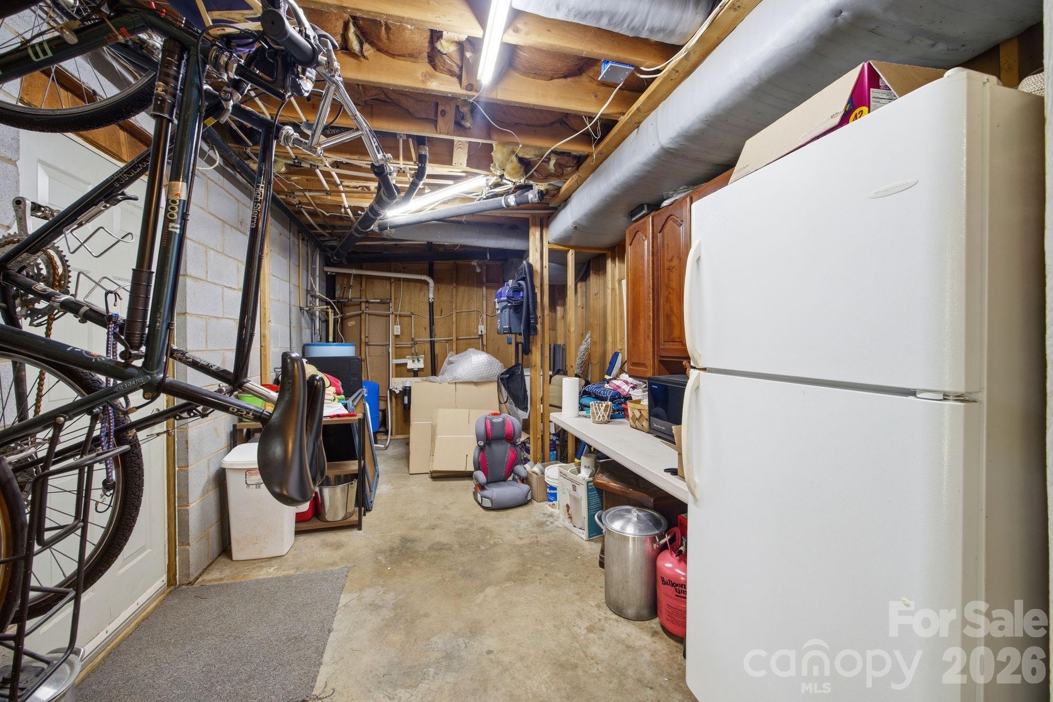 220 Shoreline Loop — Mooresville