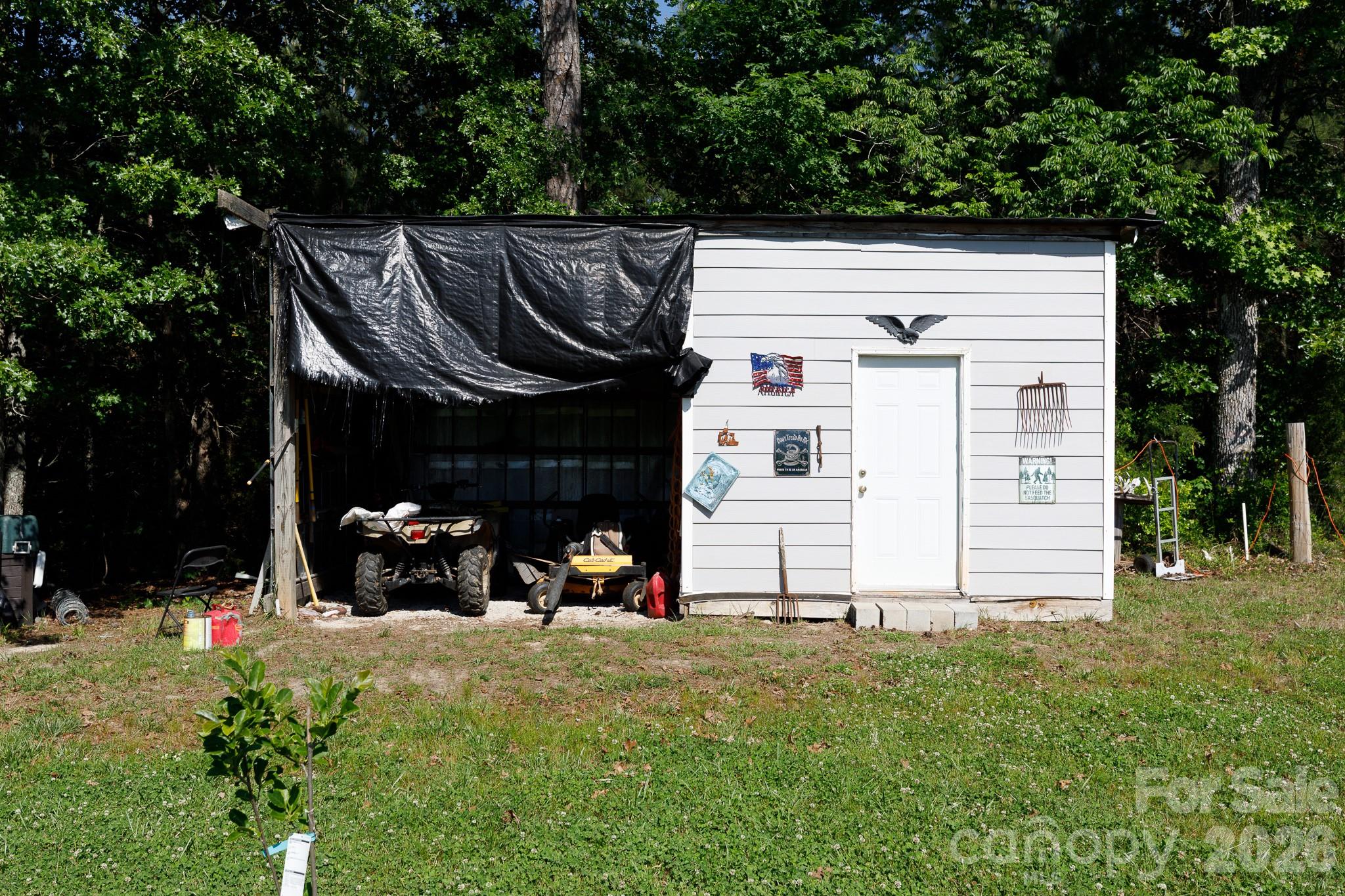 1283 Countryside Drive — Blackstock