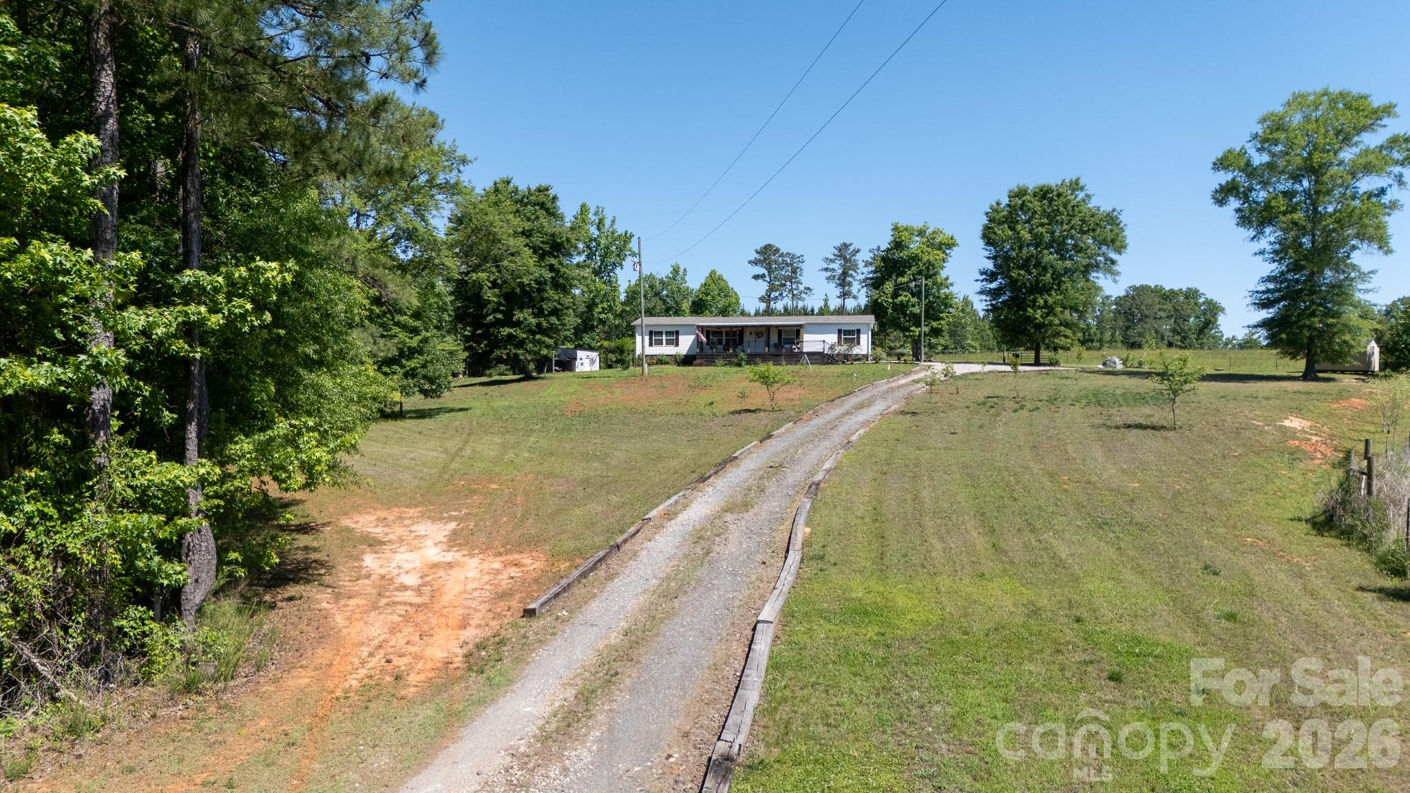 1283 Countryside Drive — Blackstock