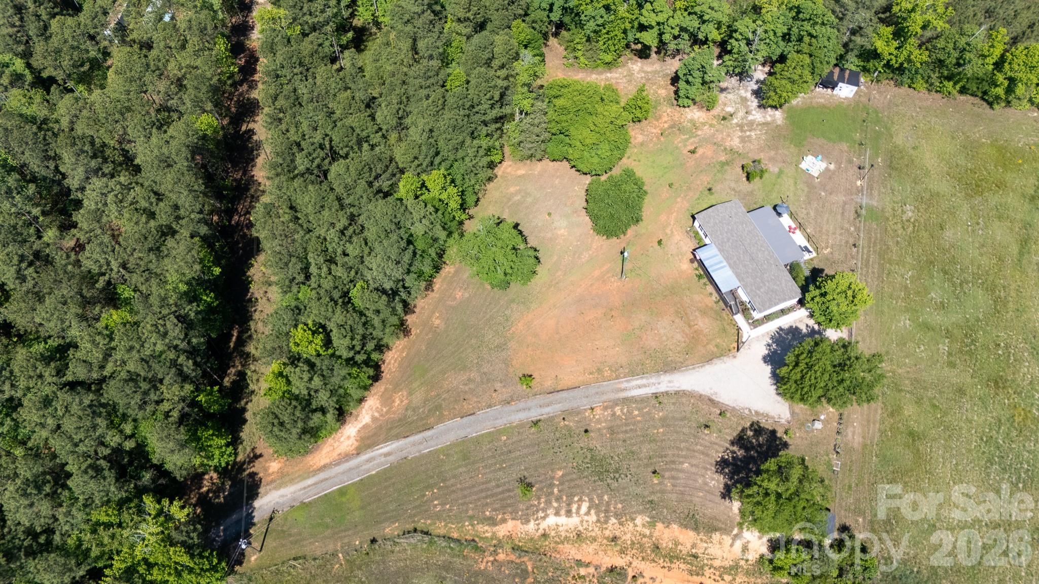 1283 Countryside Drive — Blackstock