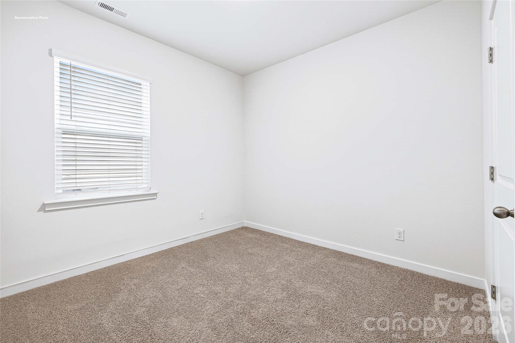 658 13th Avenue Drive NE — Hickory