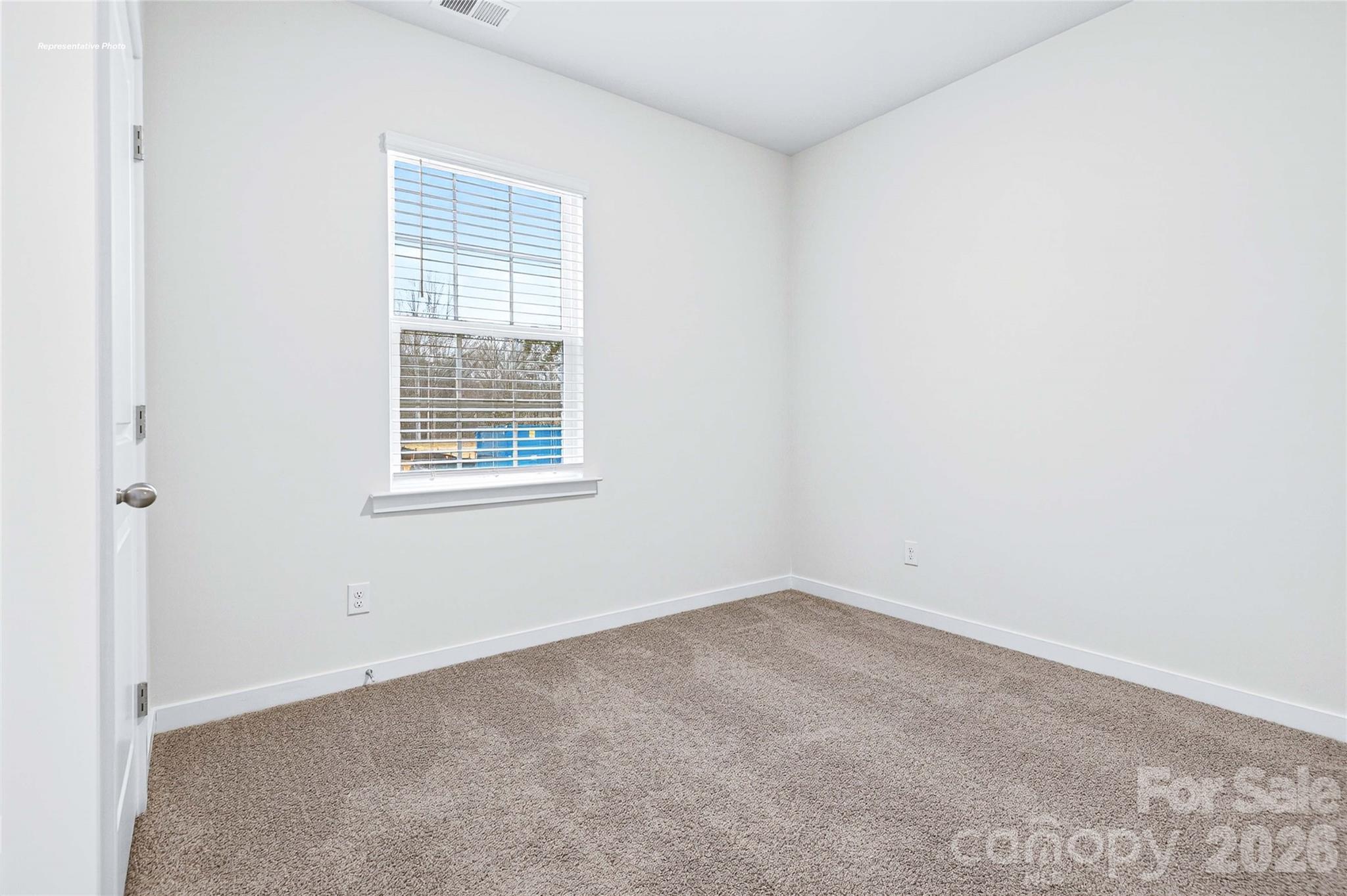 658 13th Avenue Drive NE — Hickory