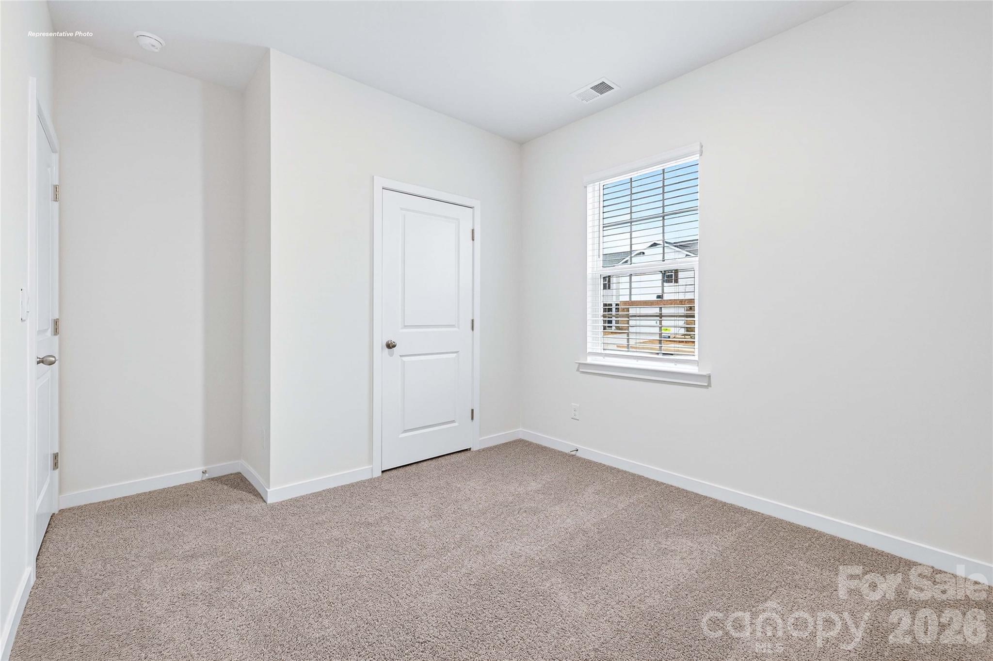 658 13th Avenue Drive NE — Hickory