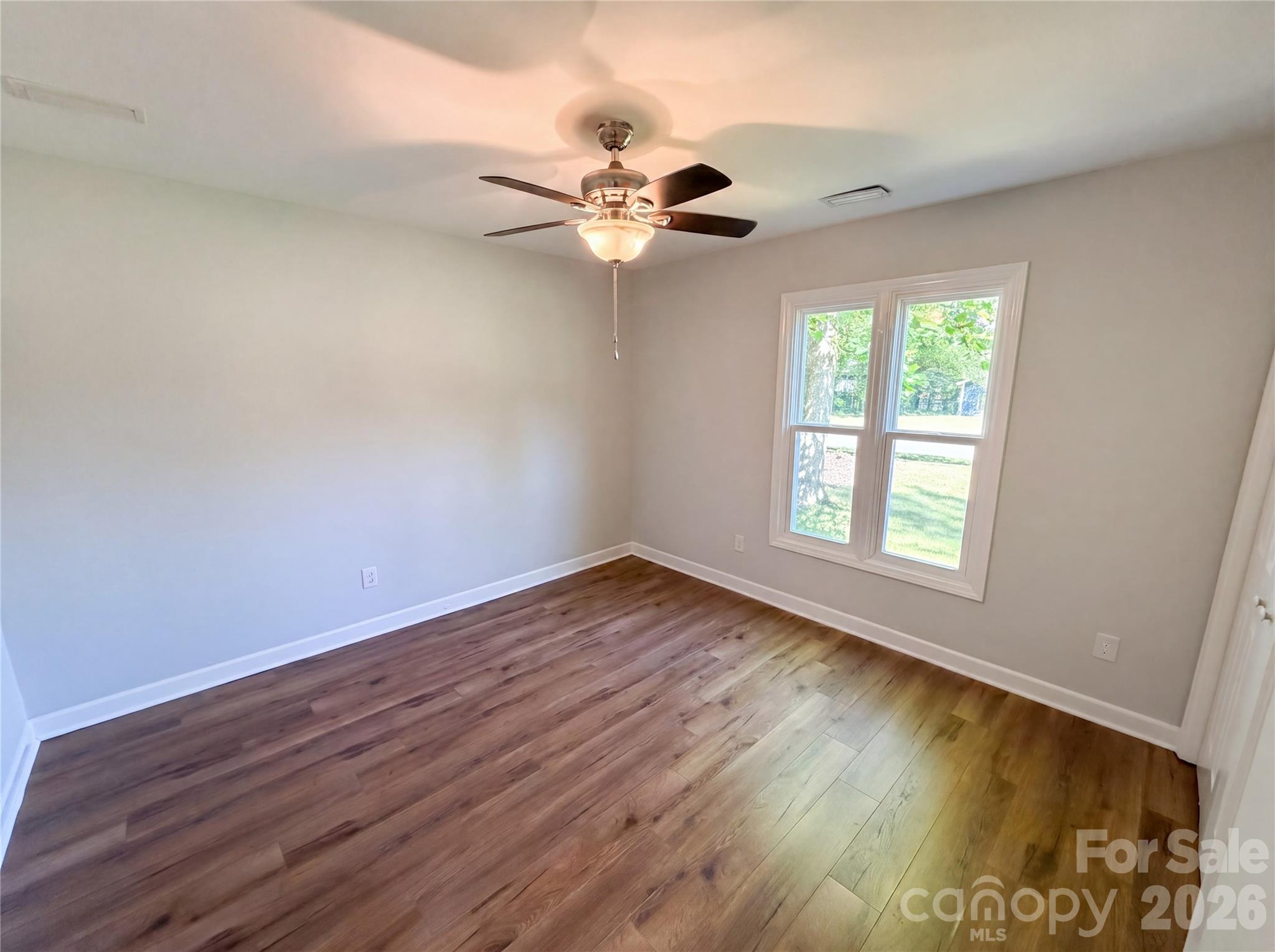 4554 Strangford Avenue — Charlotte