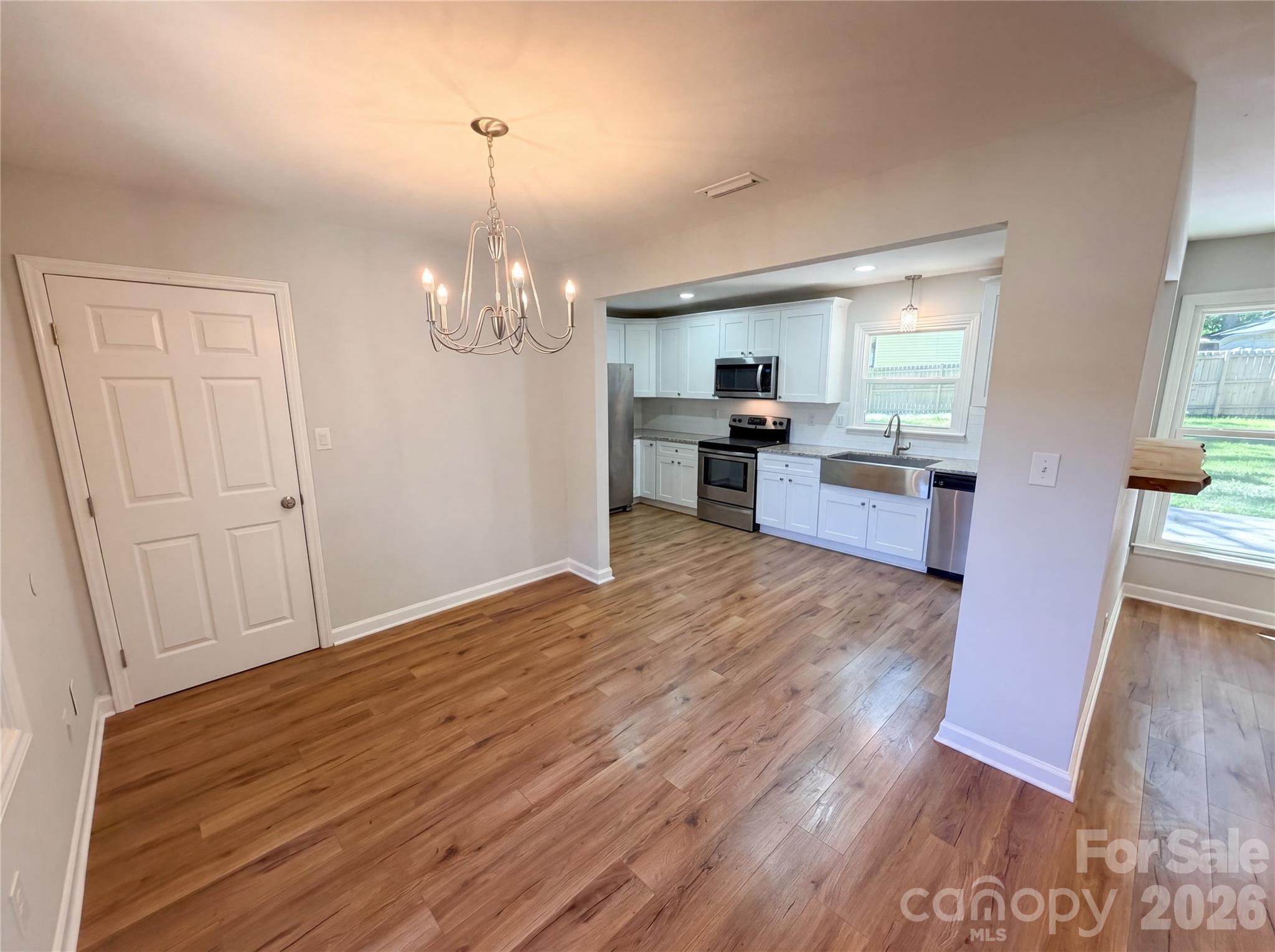 4554 Strangford Avenue — Charlotte