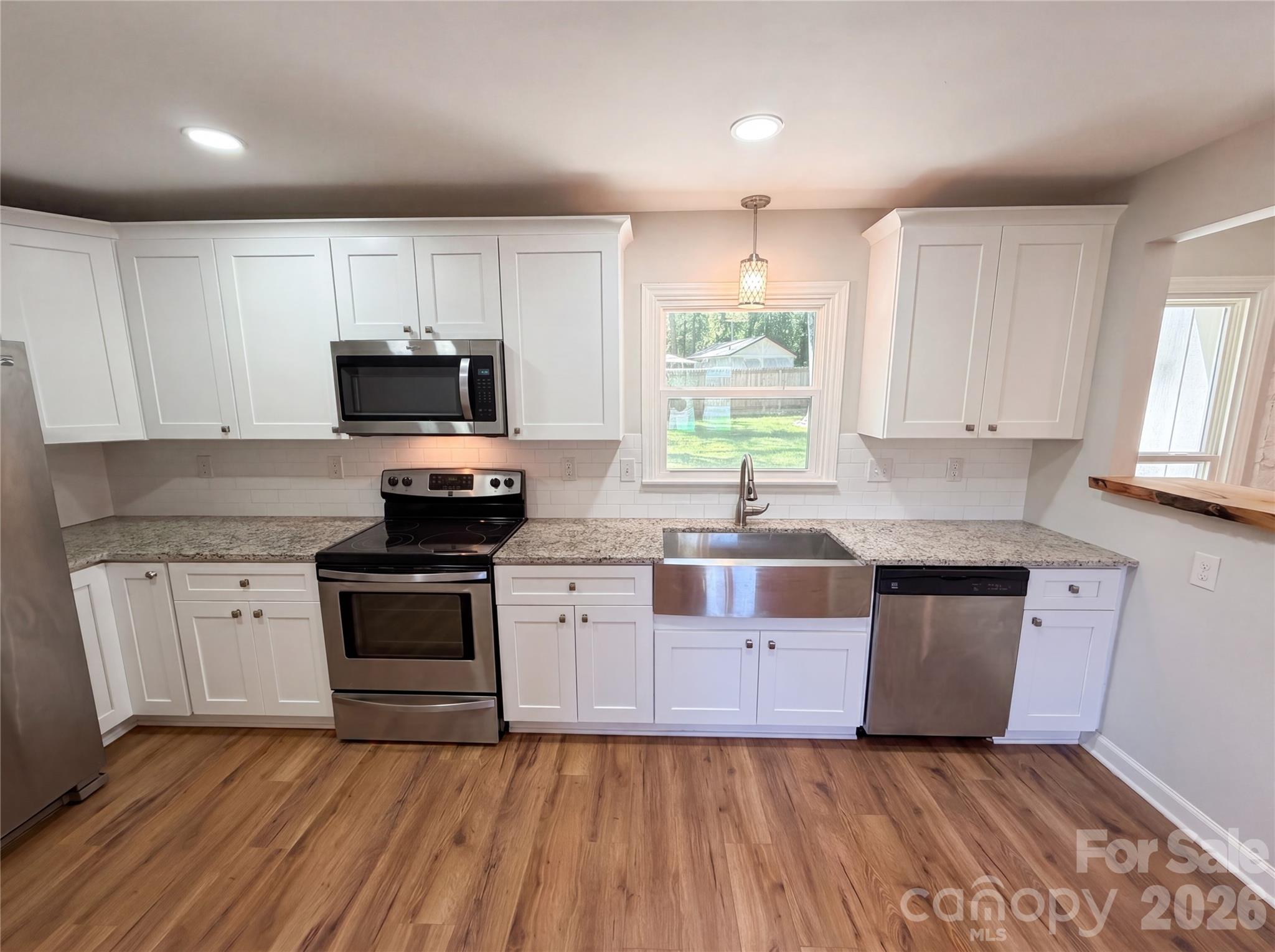4554 Strangford Avenue — Charlotte