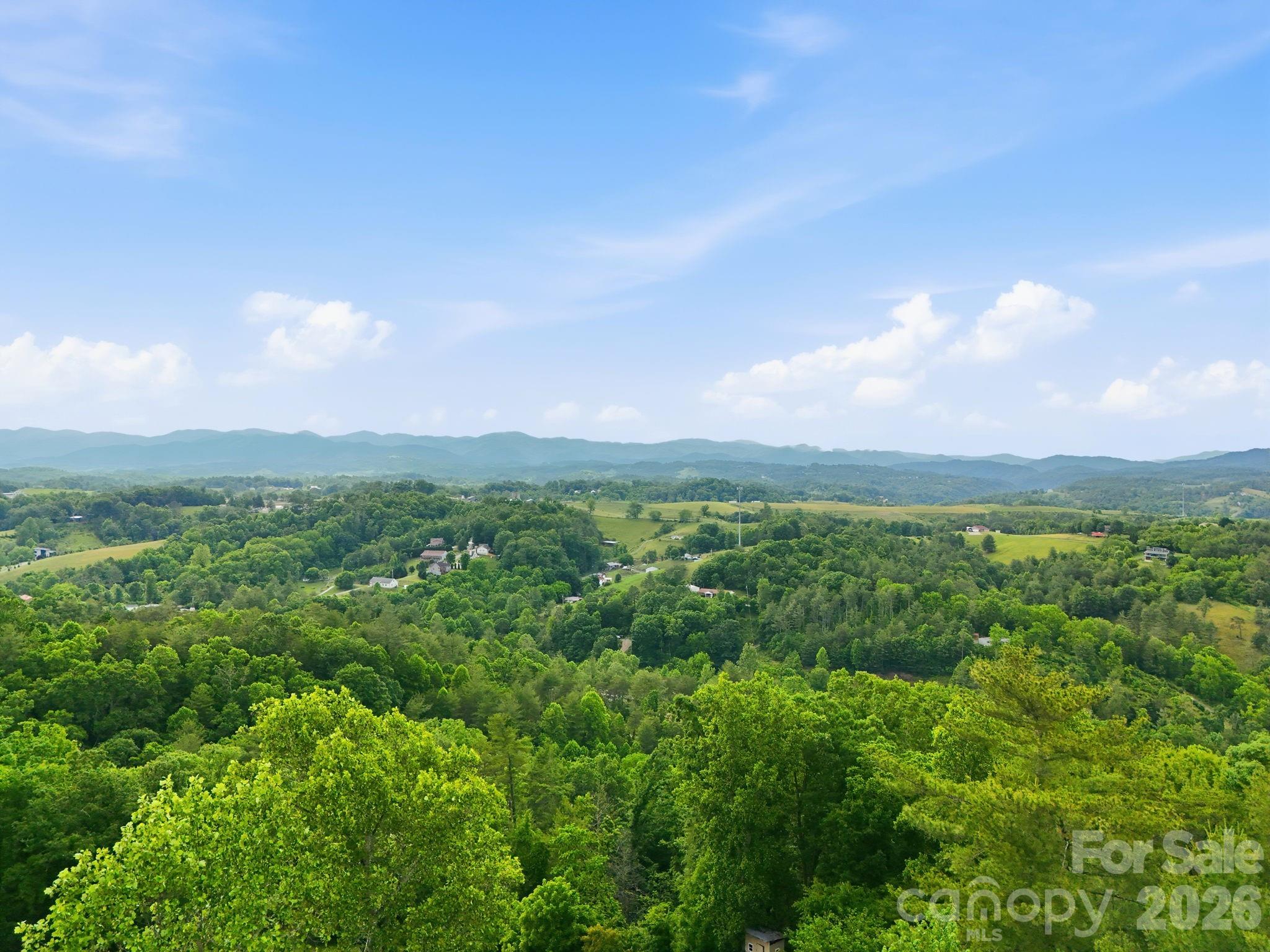 65 Buckle Ridge — Weaverville