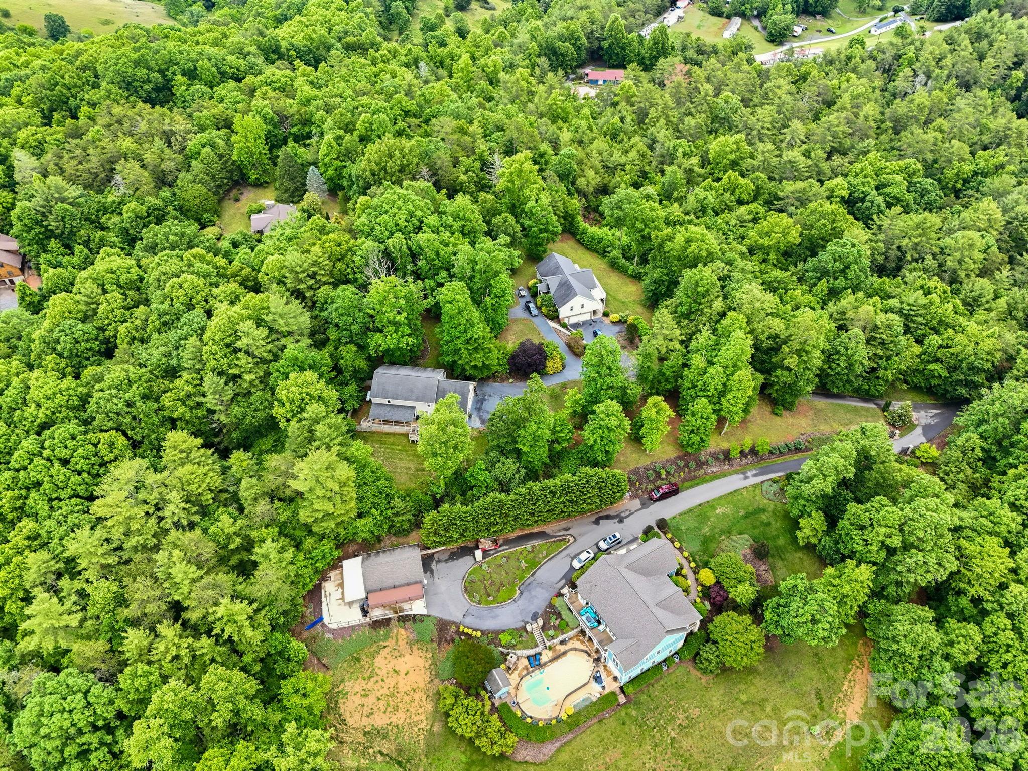 65 Buckle Ridge — Weaverville