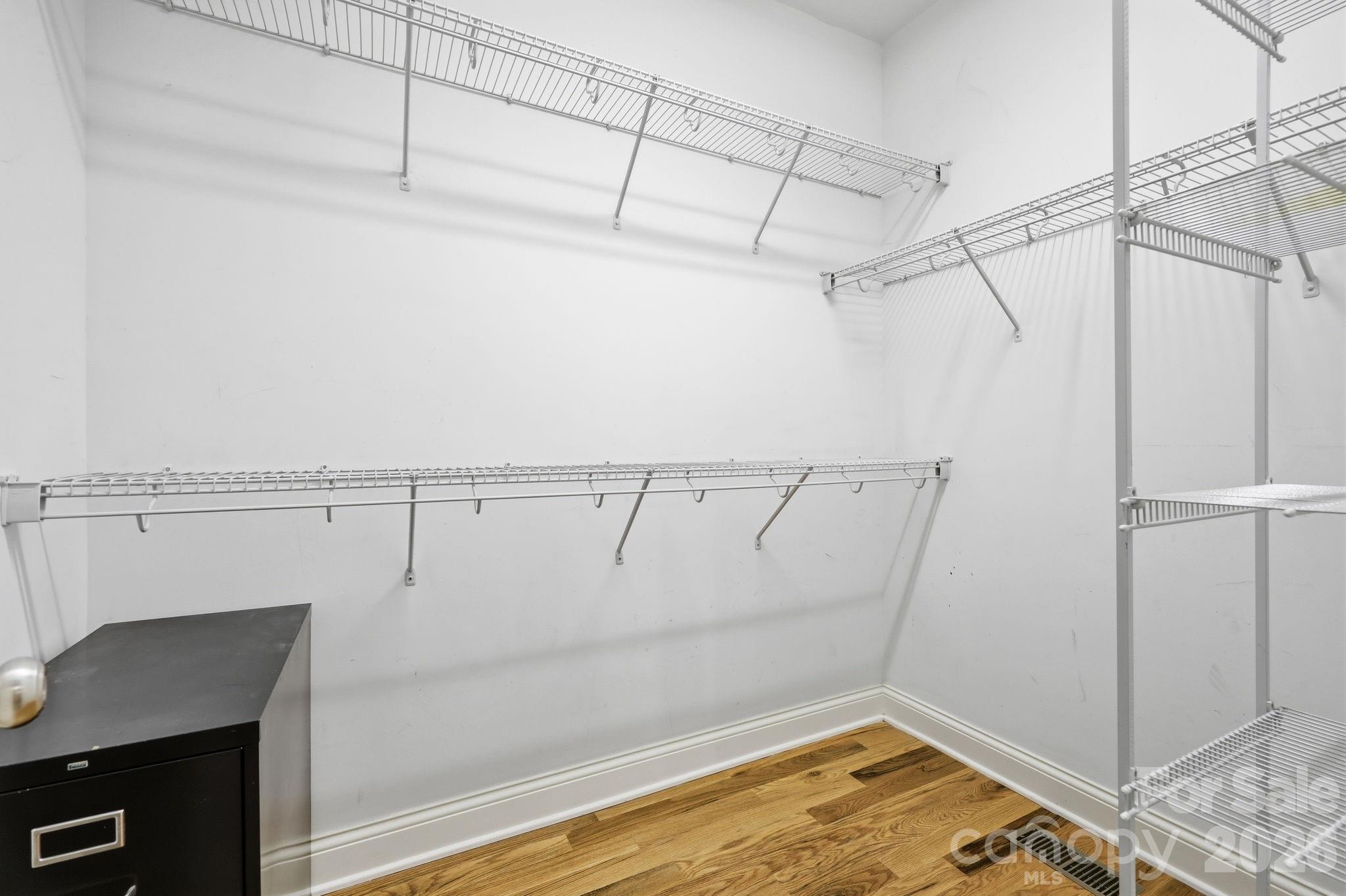 65 Buckle Ridge — Weaverville