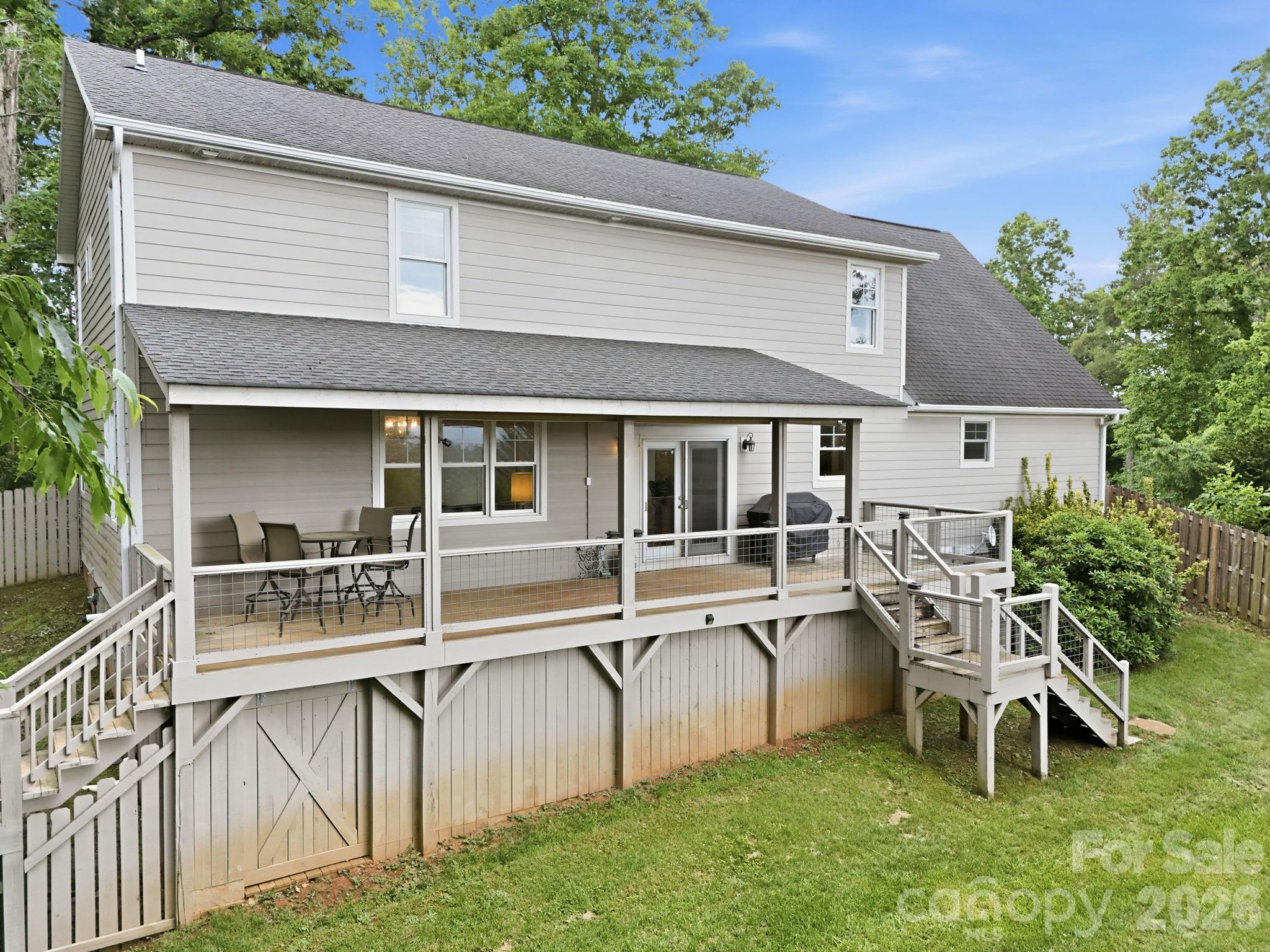 65 Buckle Ridge — Weaverville