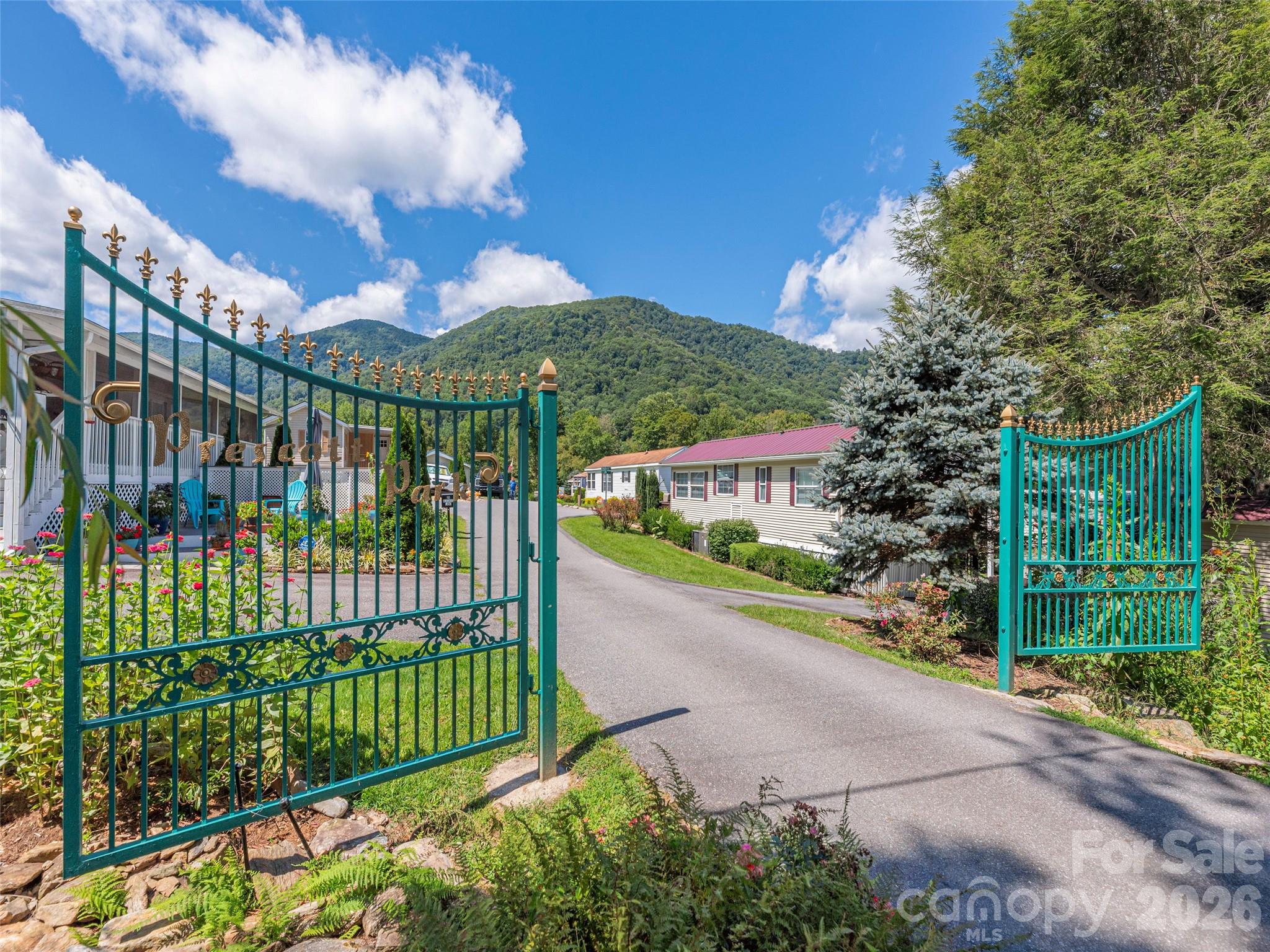 4 Levi Drive #12 — Maggie Valley