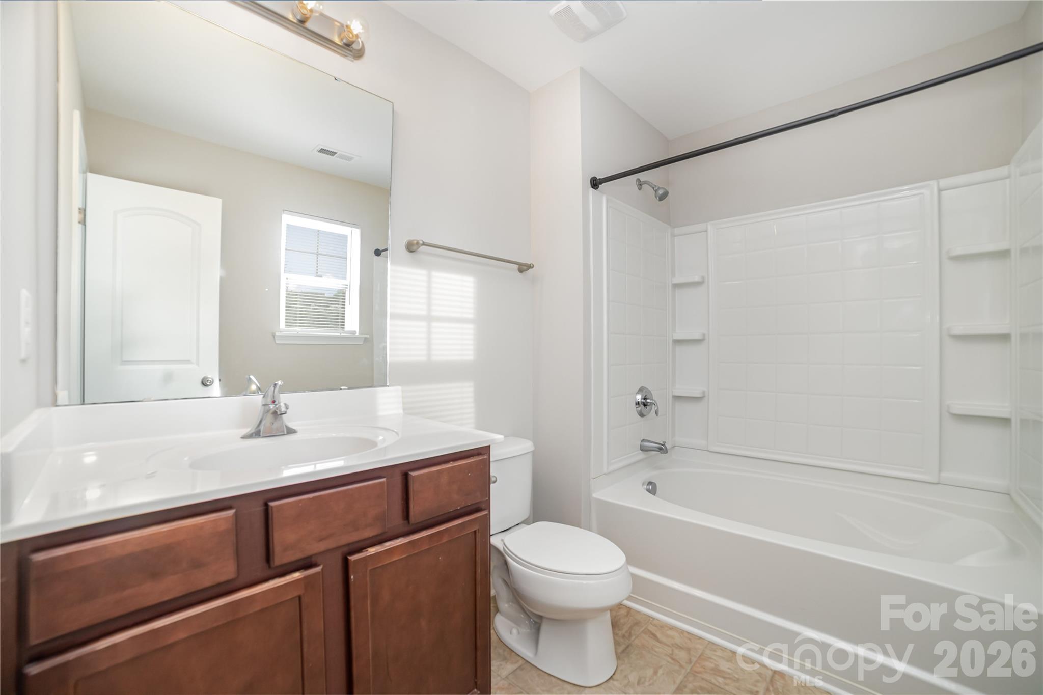 11033 Ardglass Court — Charlotte