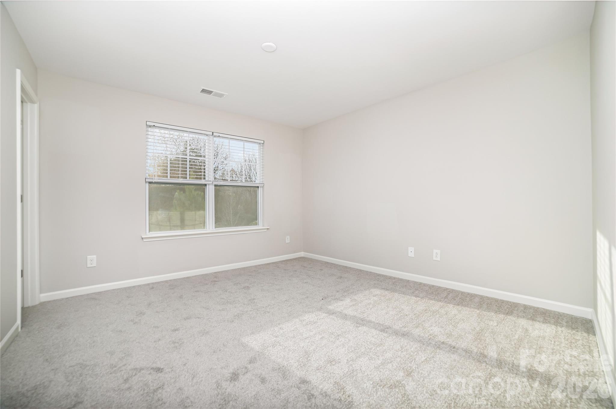 11033 Ardglass Court — Charlotte