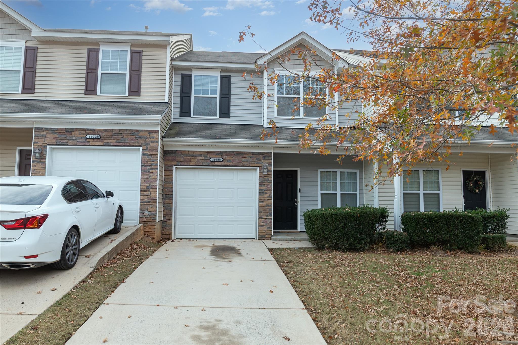 11033 Ardglass Court — Charlotte