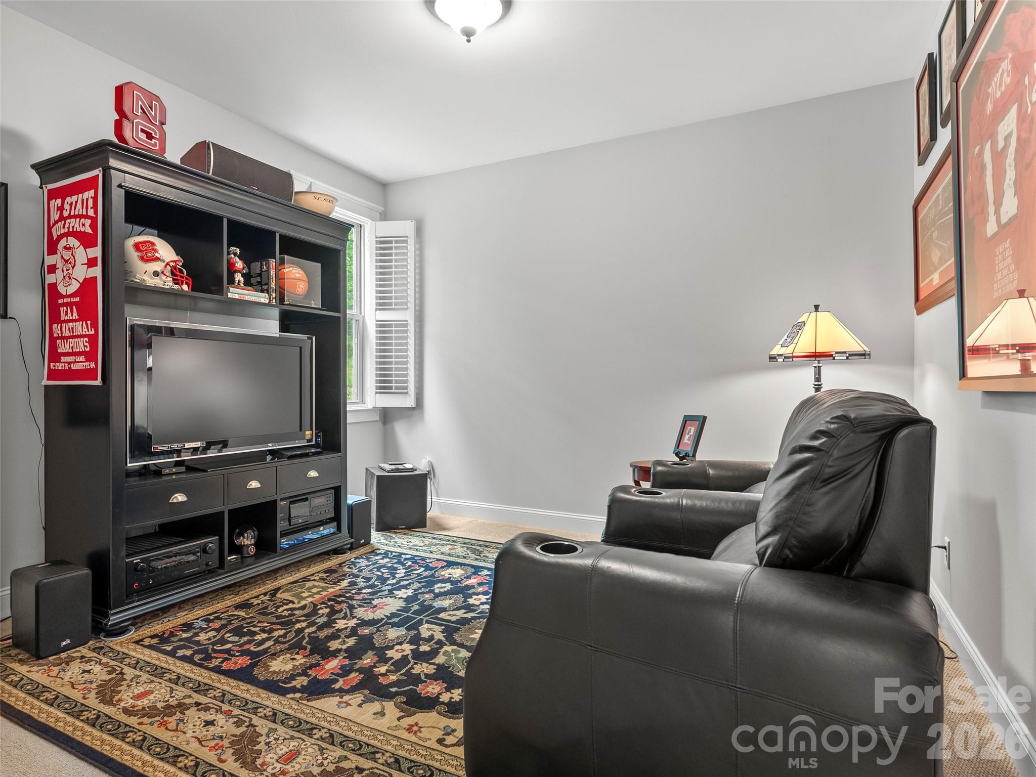151 Monarch Road — Hendersonville
