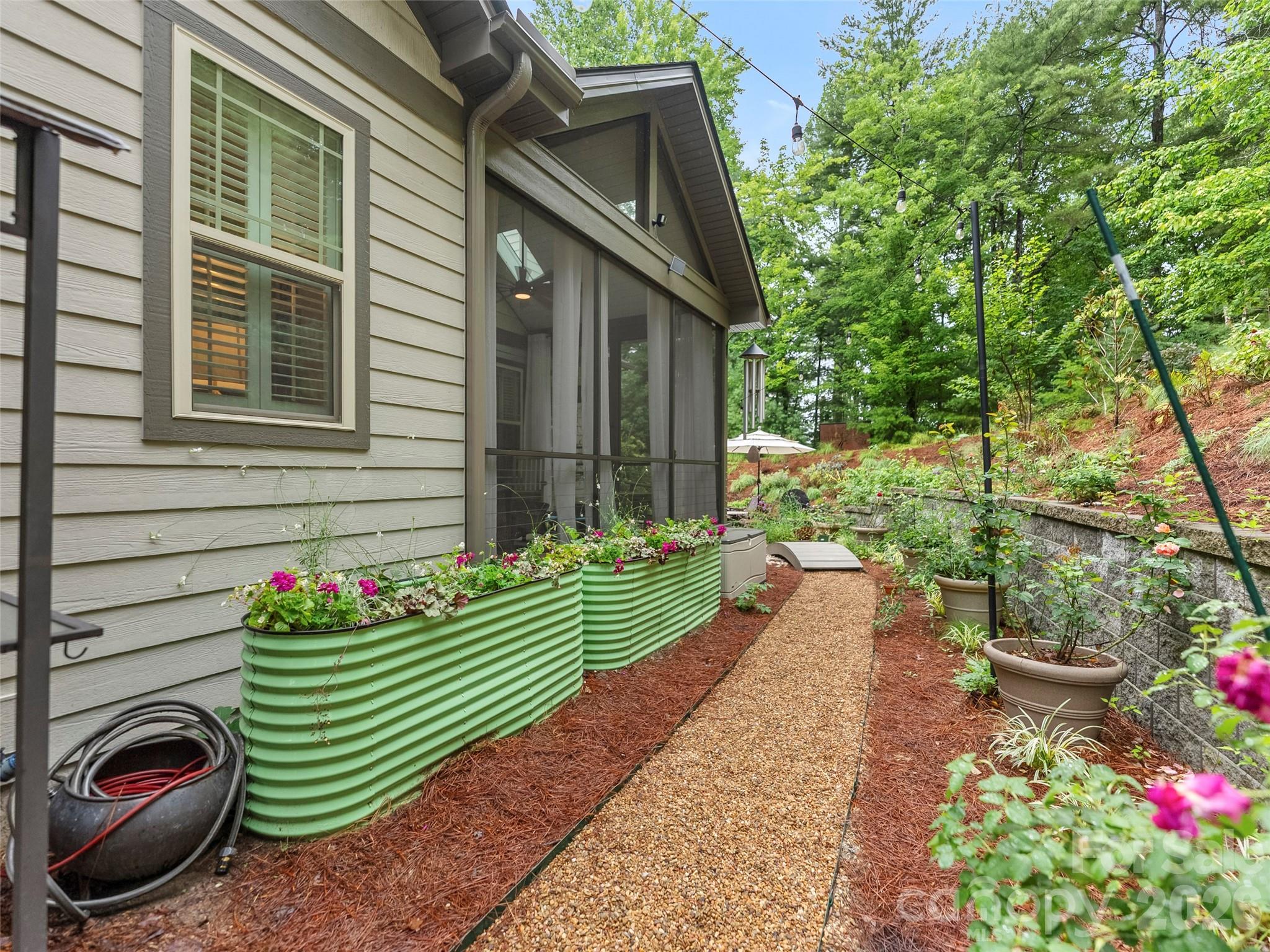 151 Monarch Road — Hendersonville