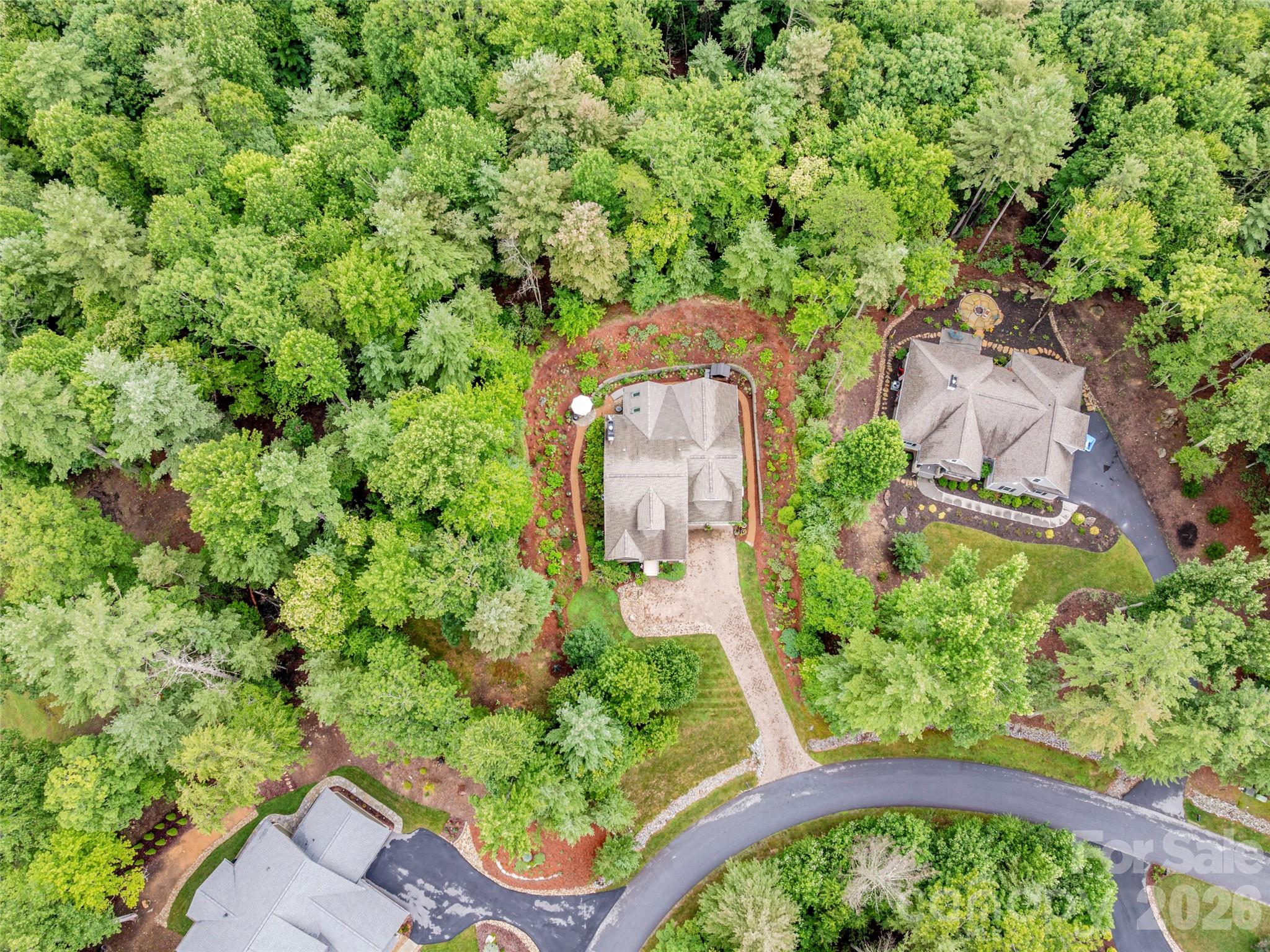 151 Monarch Road — Hendersonville