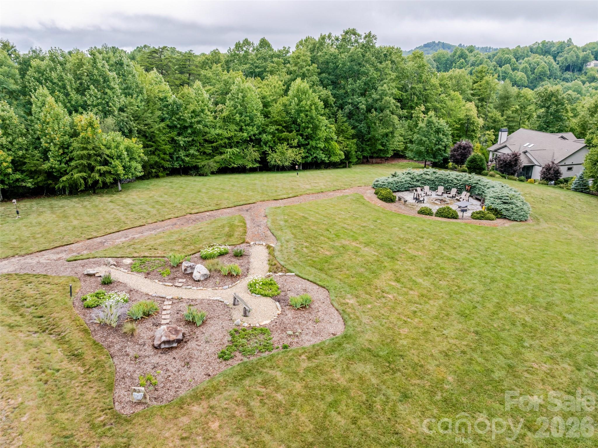 151 Monarch Road — Hendersonville