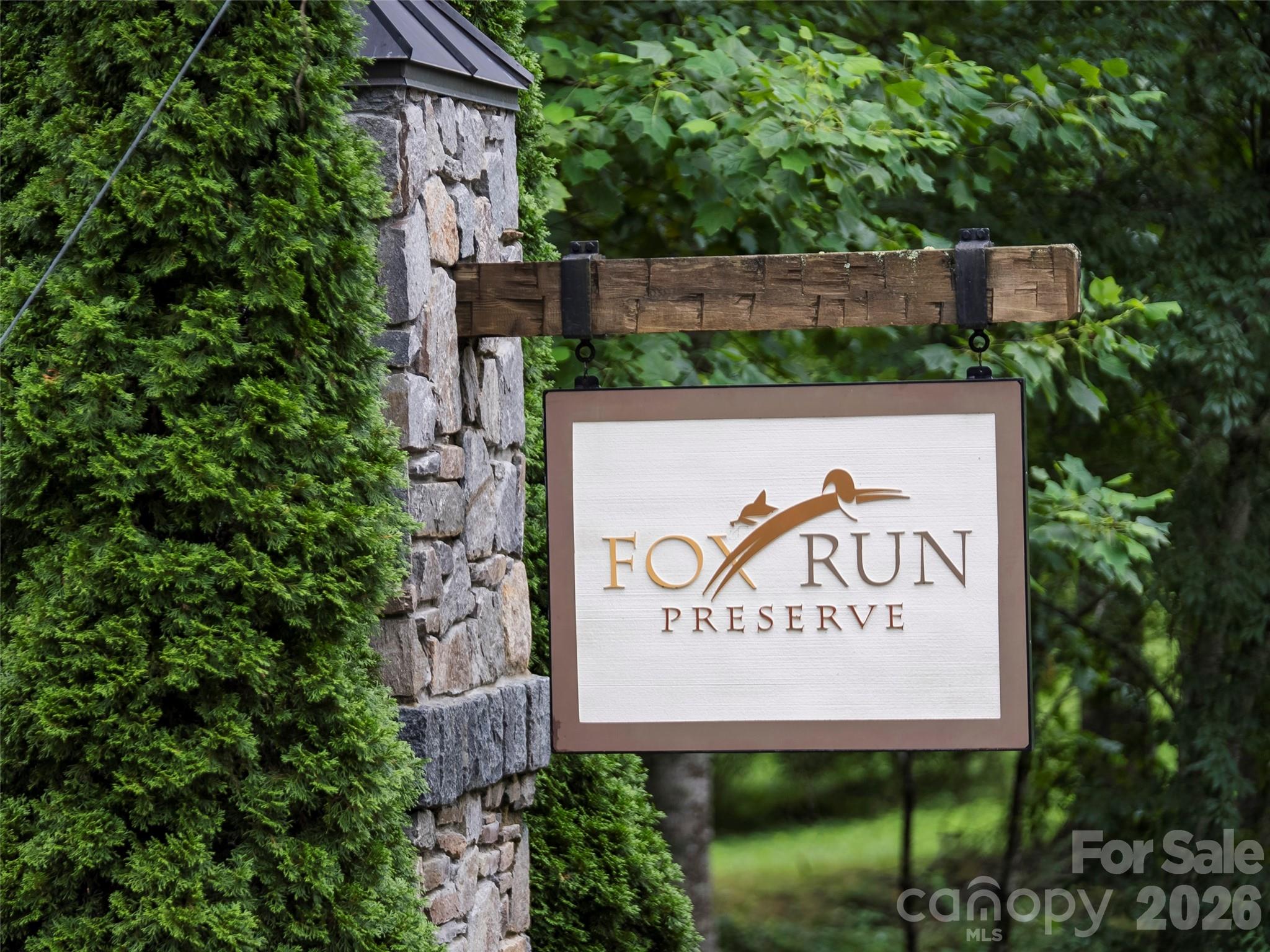 151 Monarch Road — Hendersonville