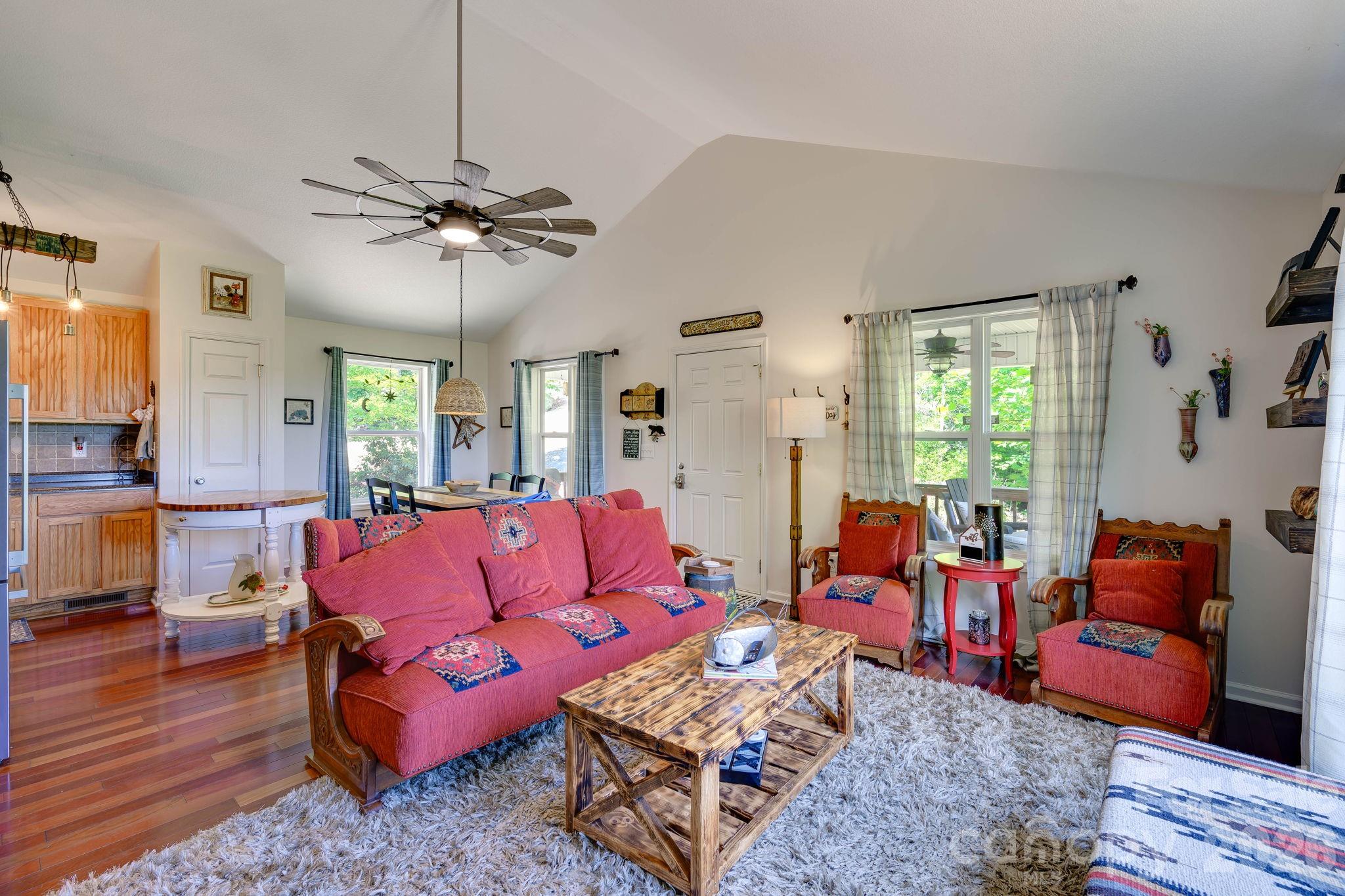 419 Travelers Rest Lane — Rutherfordton