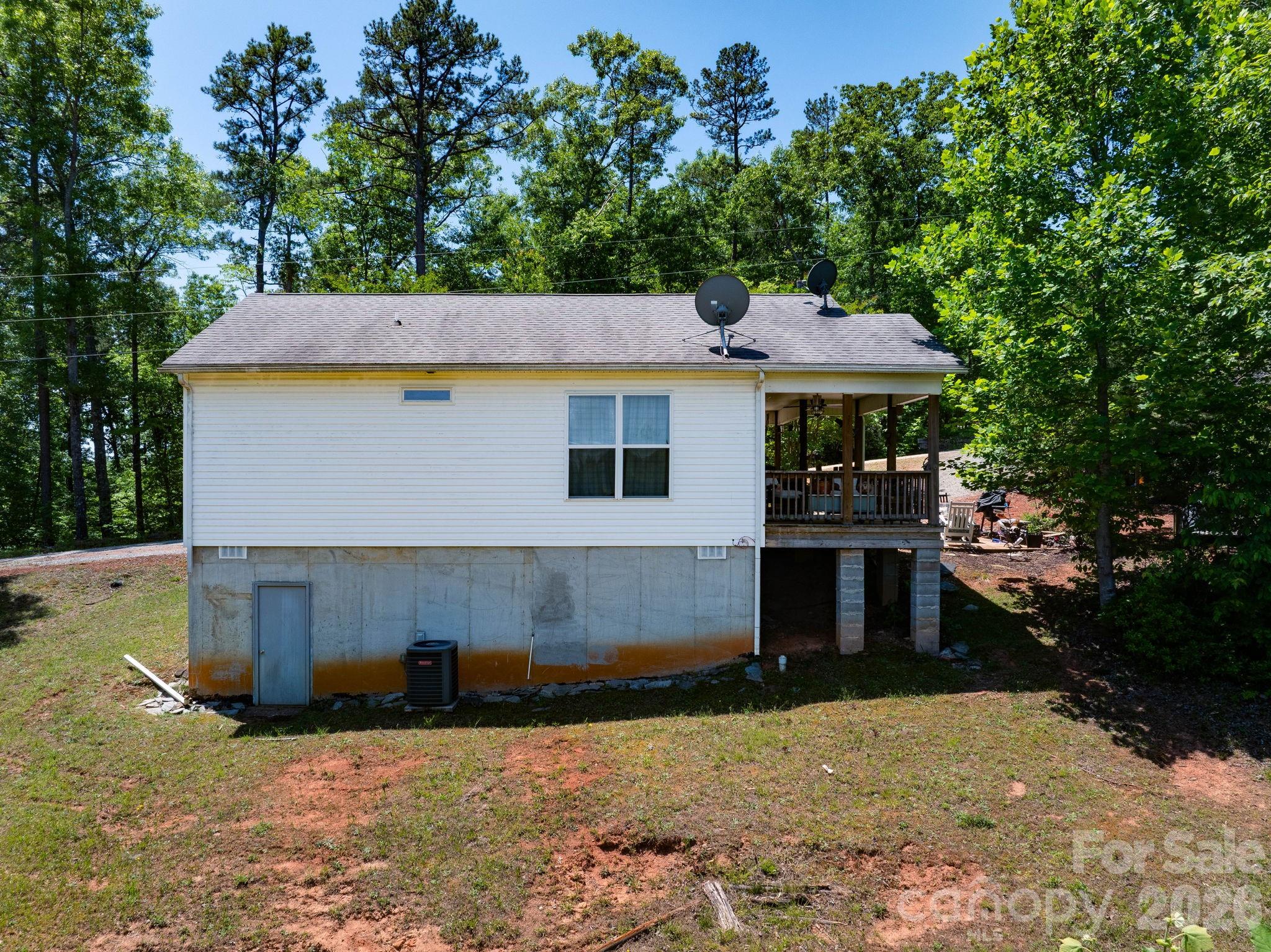 419 Travelers Rest Lane — Rutherfordton