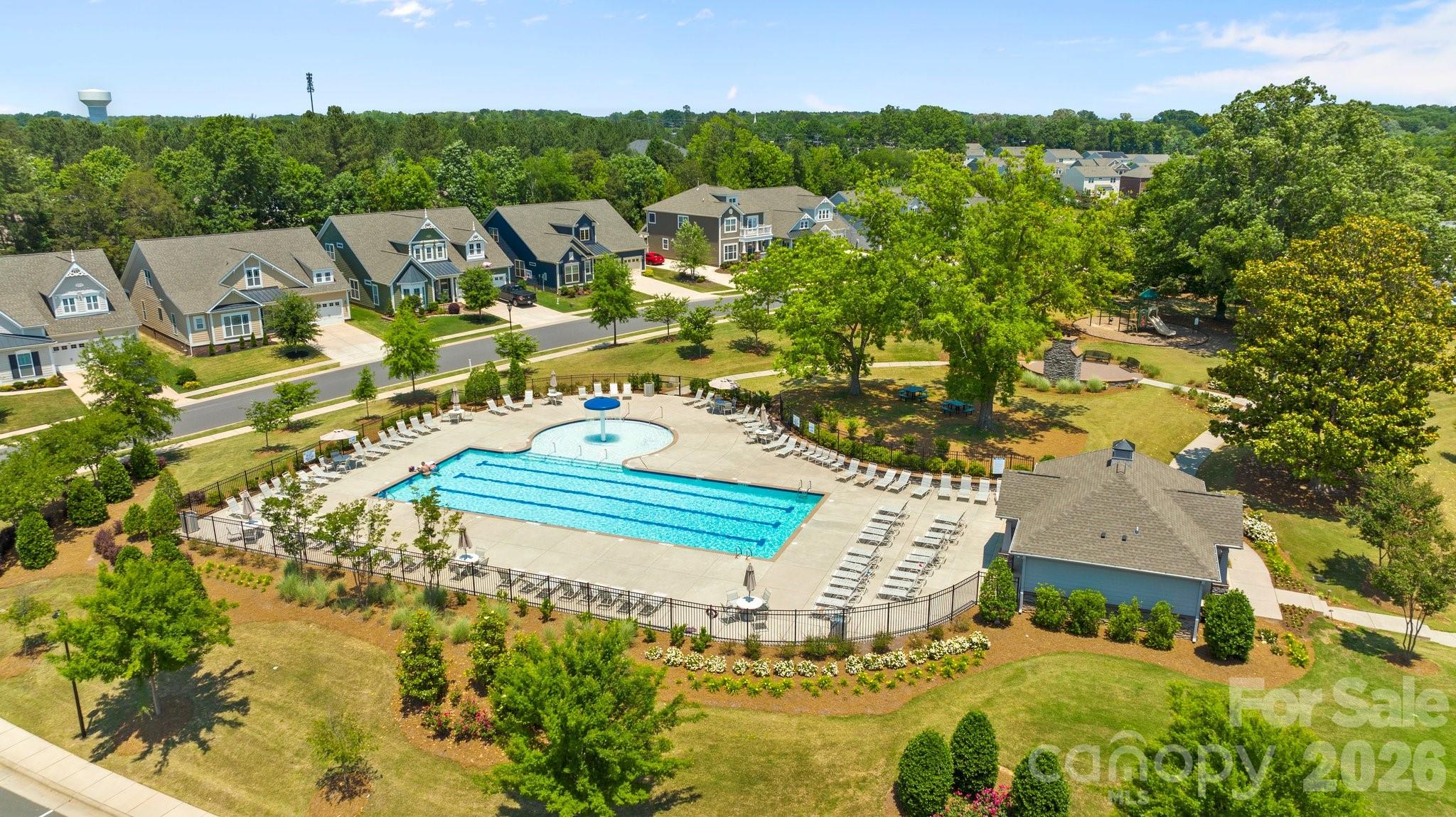 637 Amber Meadows Way — Tega Cay
