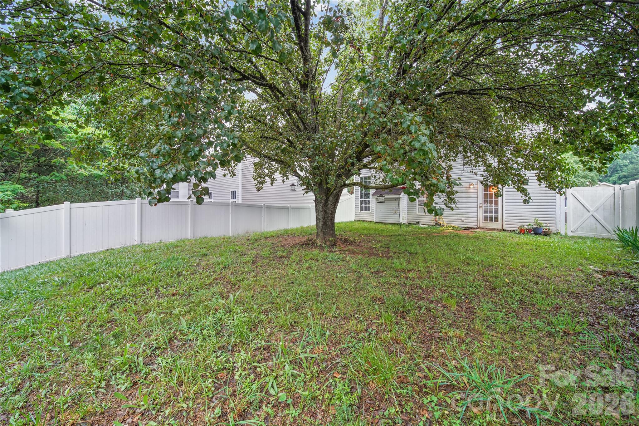1309 Winding Branch Court — Charlotte