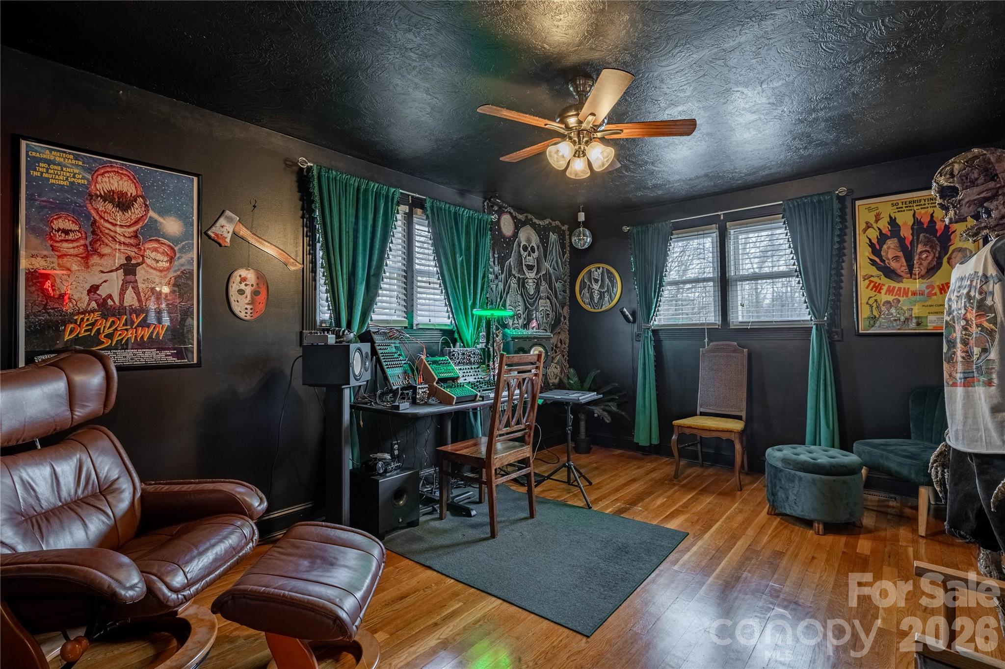 200 Falls Street — Morganton