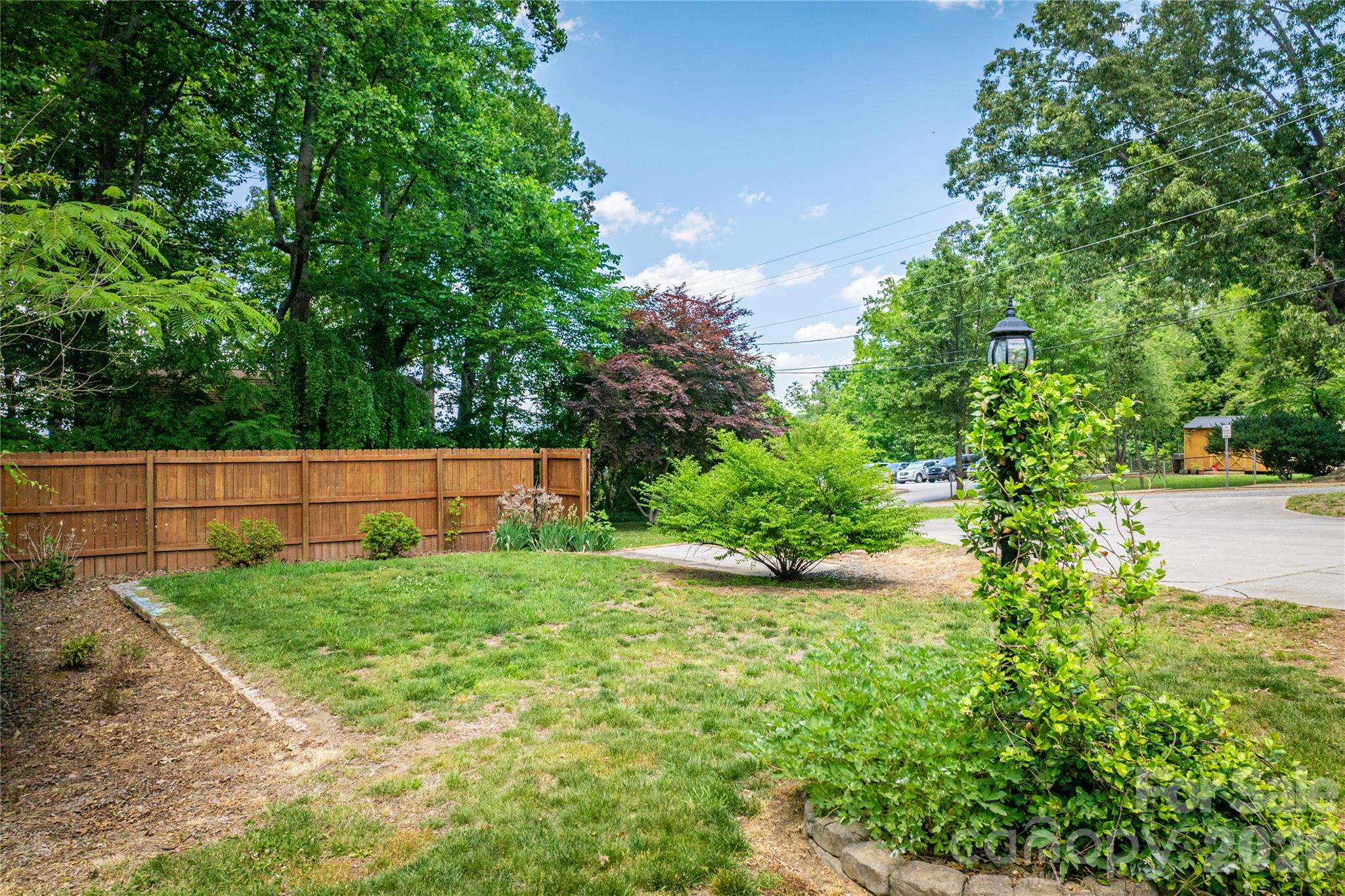 200 Falls Street — Morganton