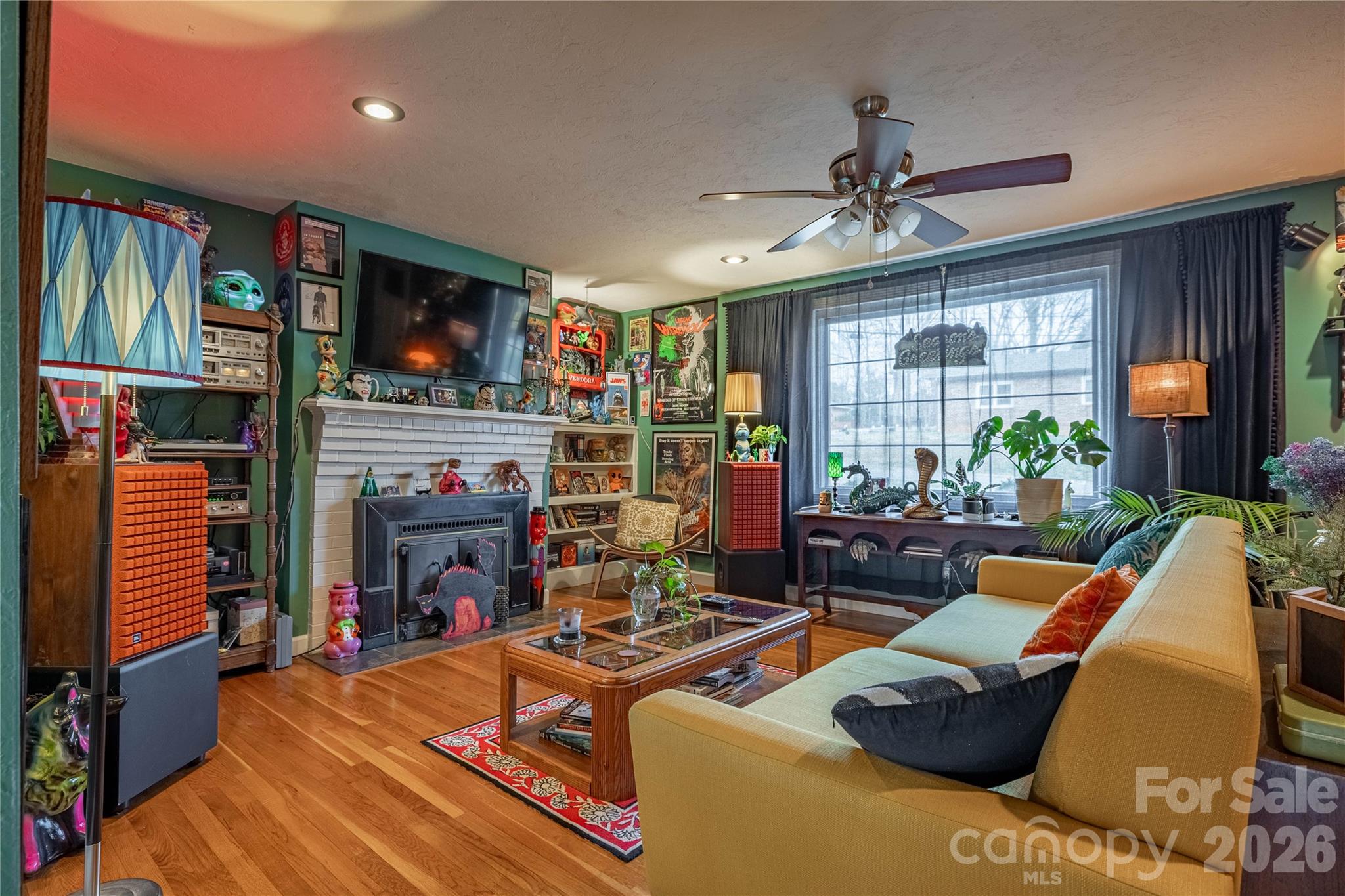 200 Falls Street — Morganton