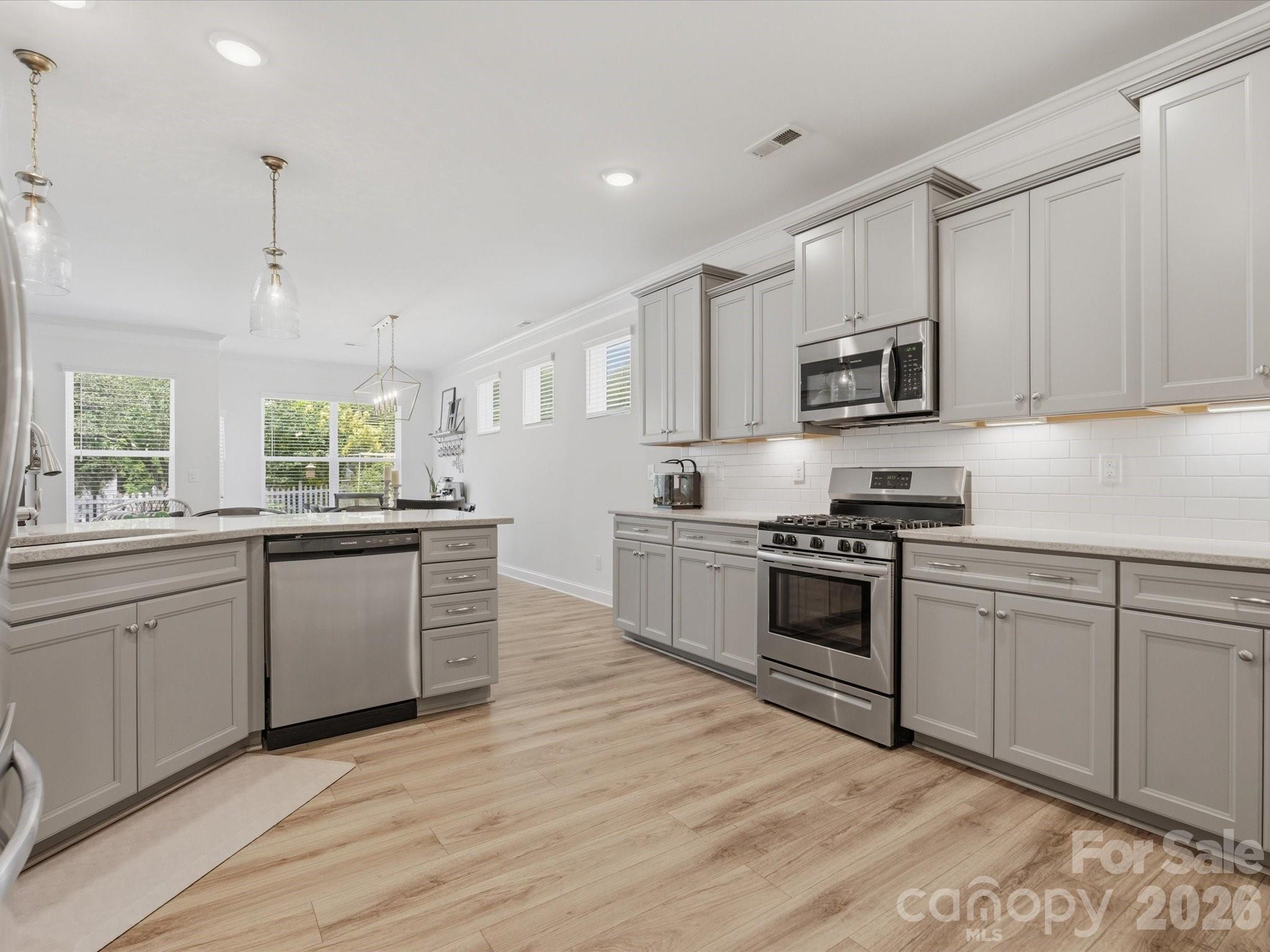 6024 Hampstead Pond Lane — Matthews