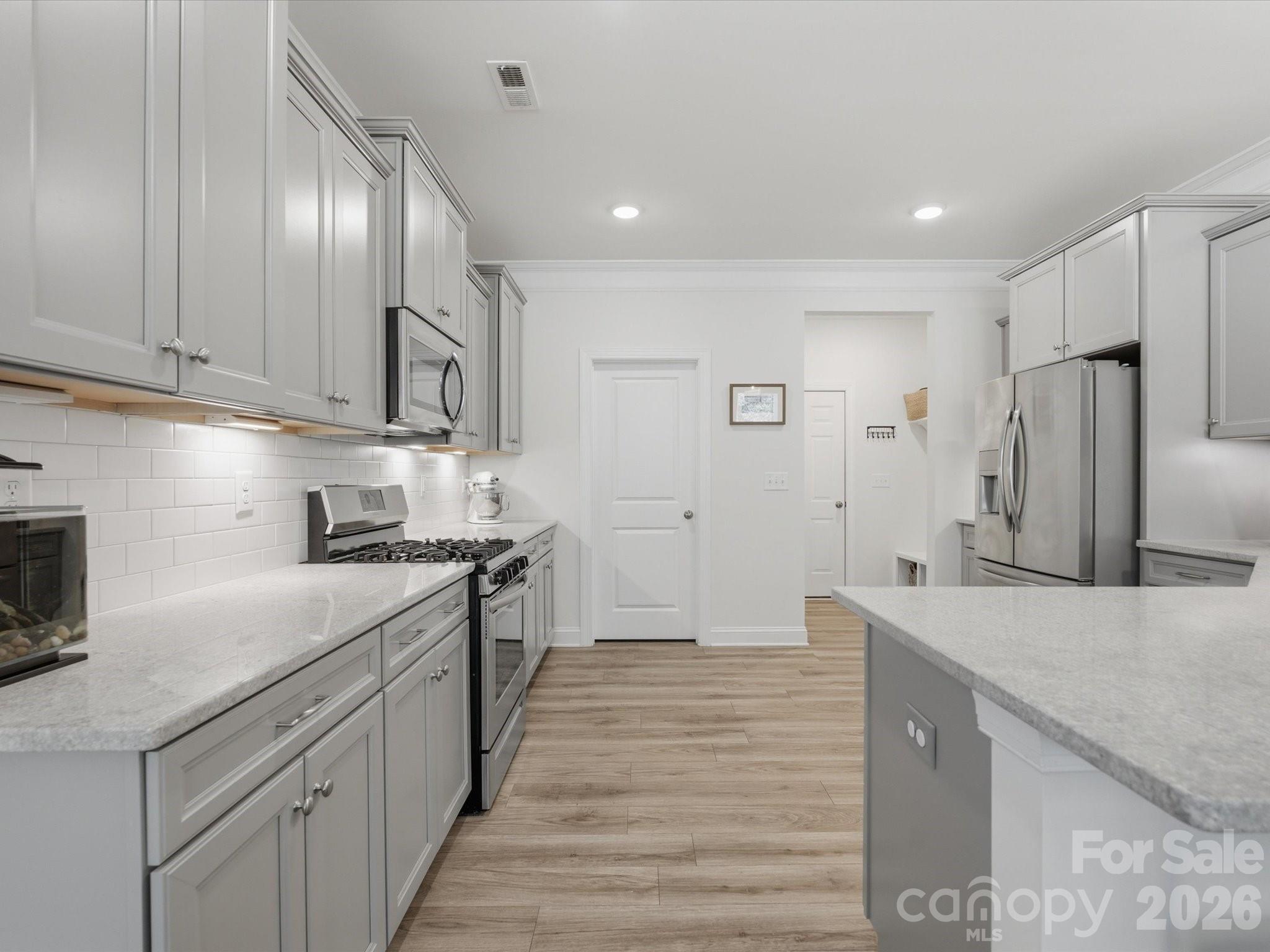 6024 Hampstead Pond Lane — Matthews