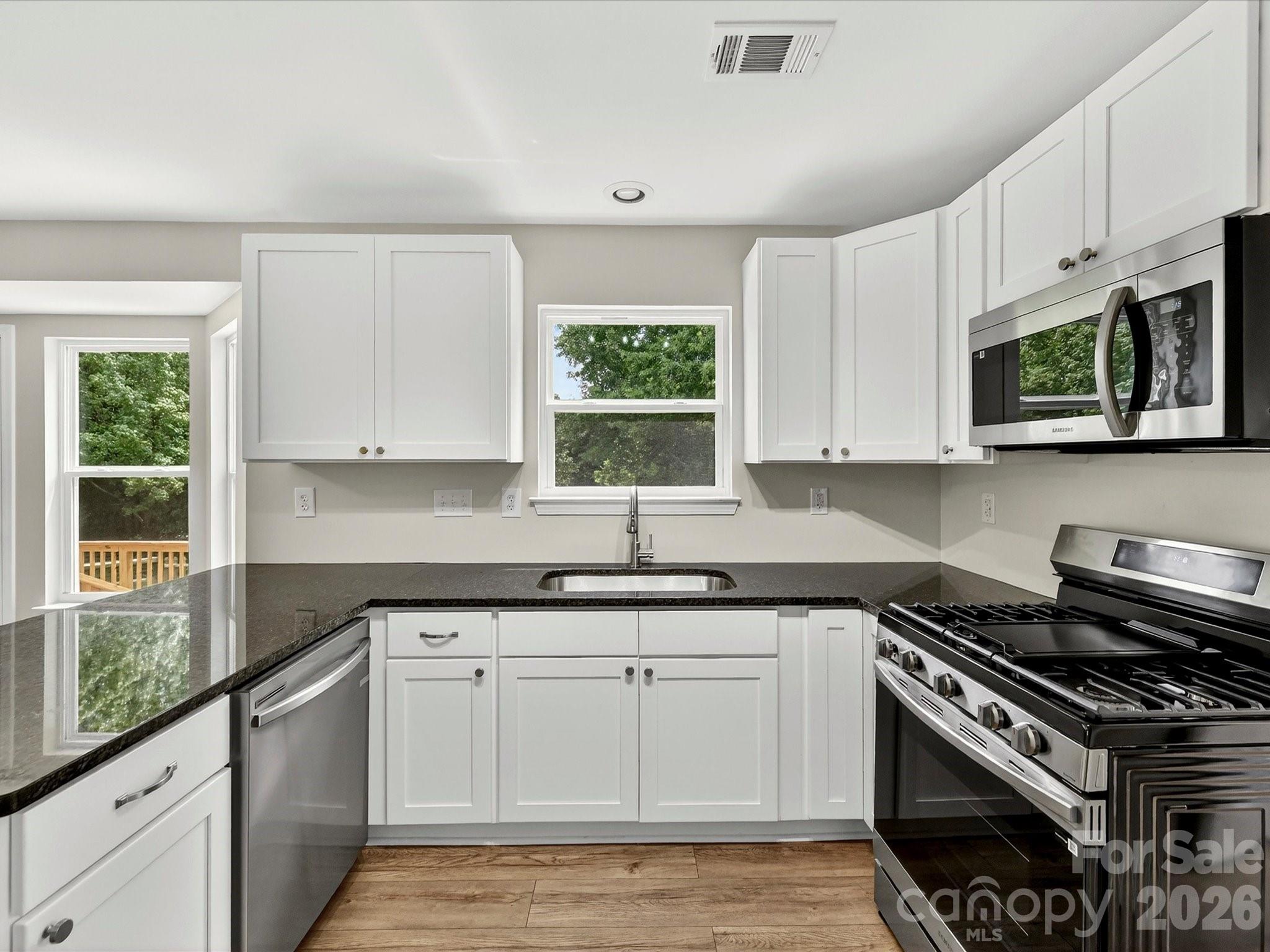 9716 Pernell Lane — Charlotte