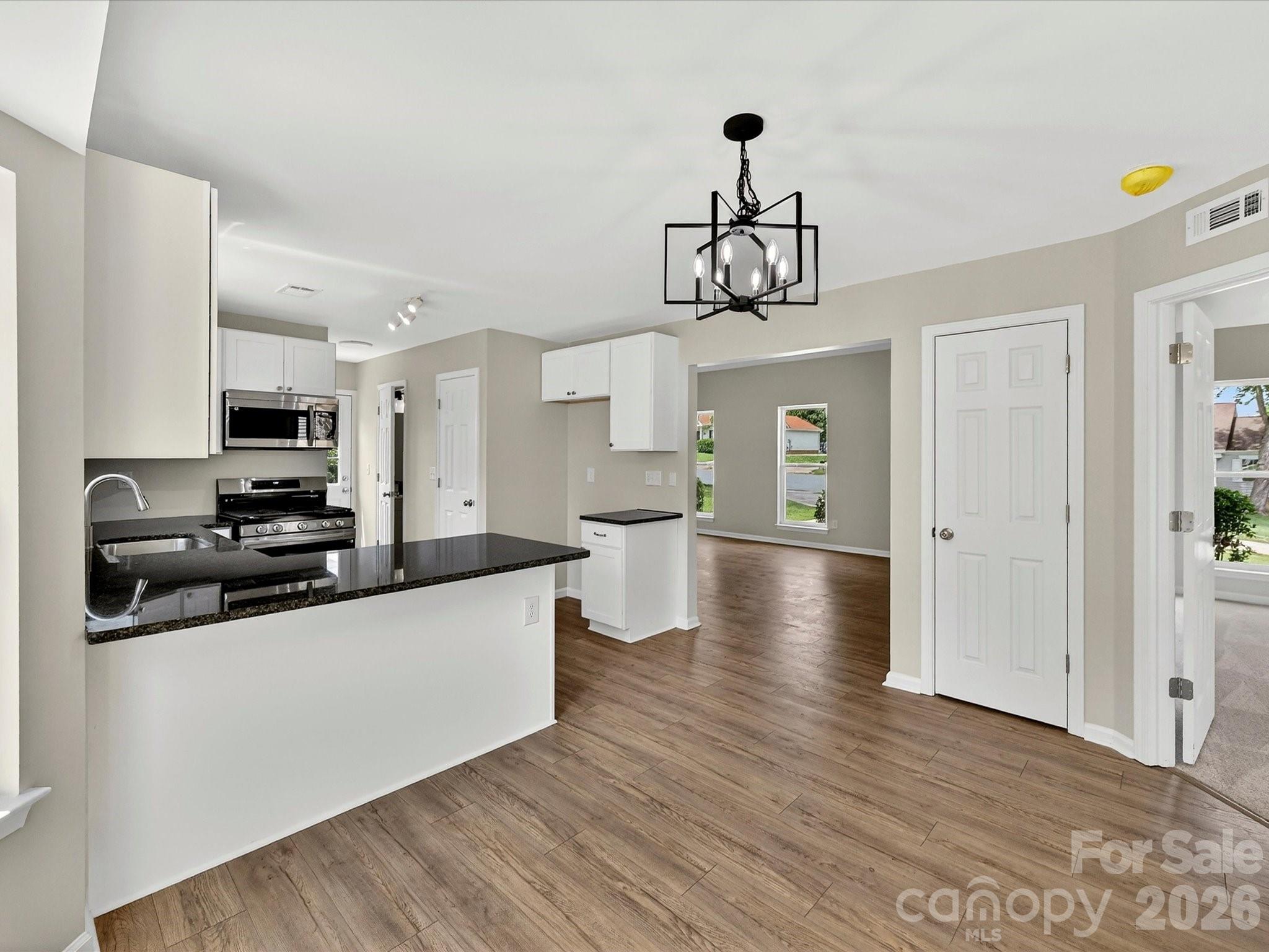 9716 Pernell Lane — Charlotte