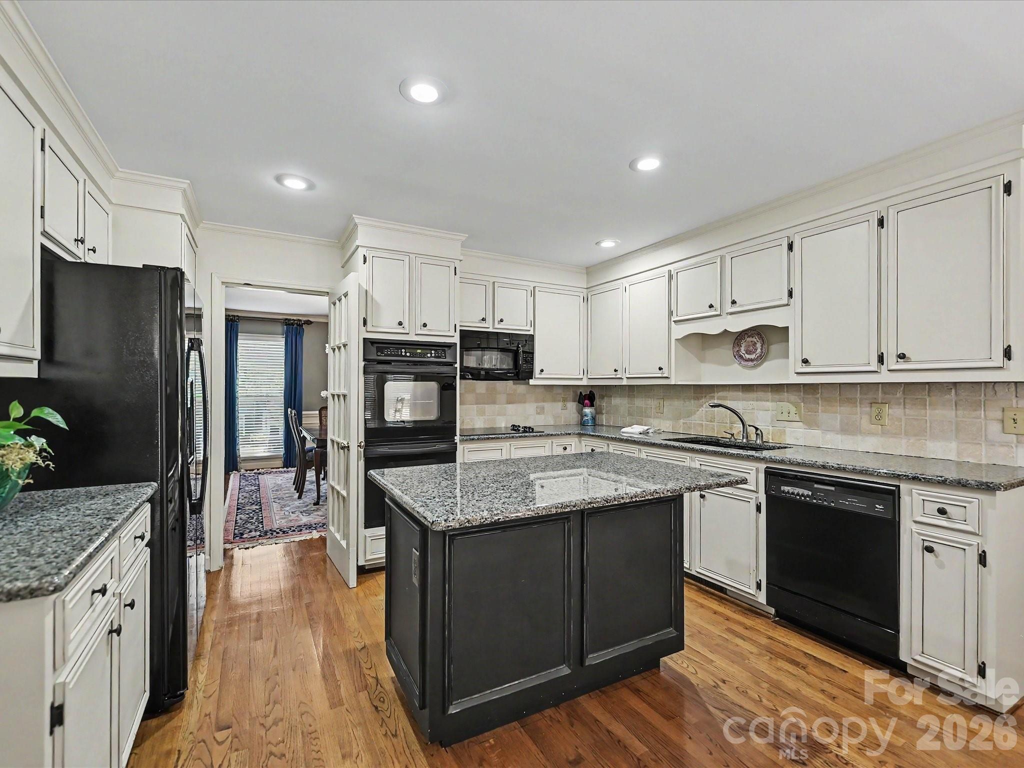 7933 Sunnyvale Lane — Charlotte