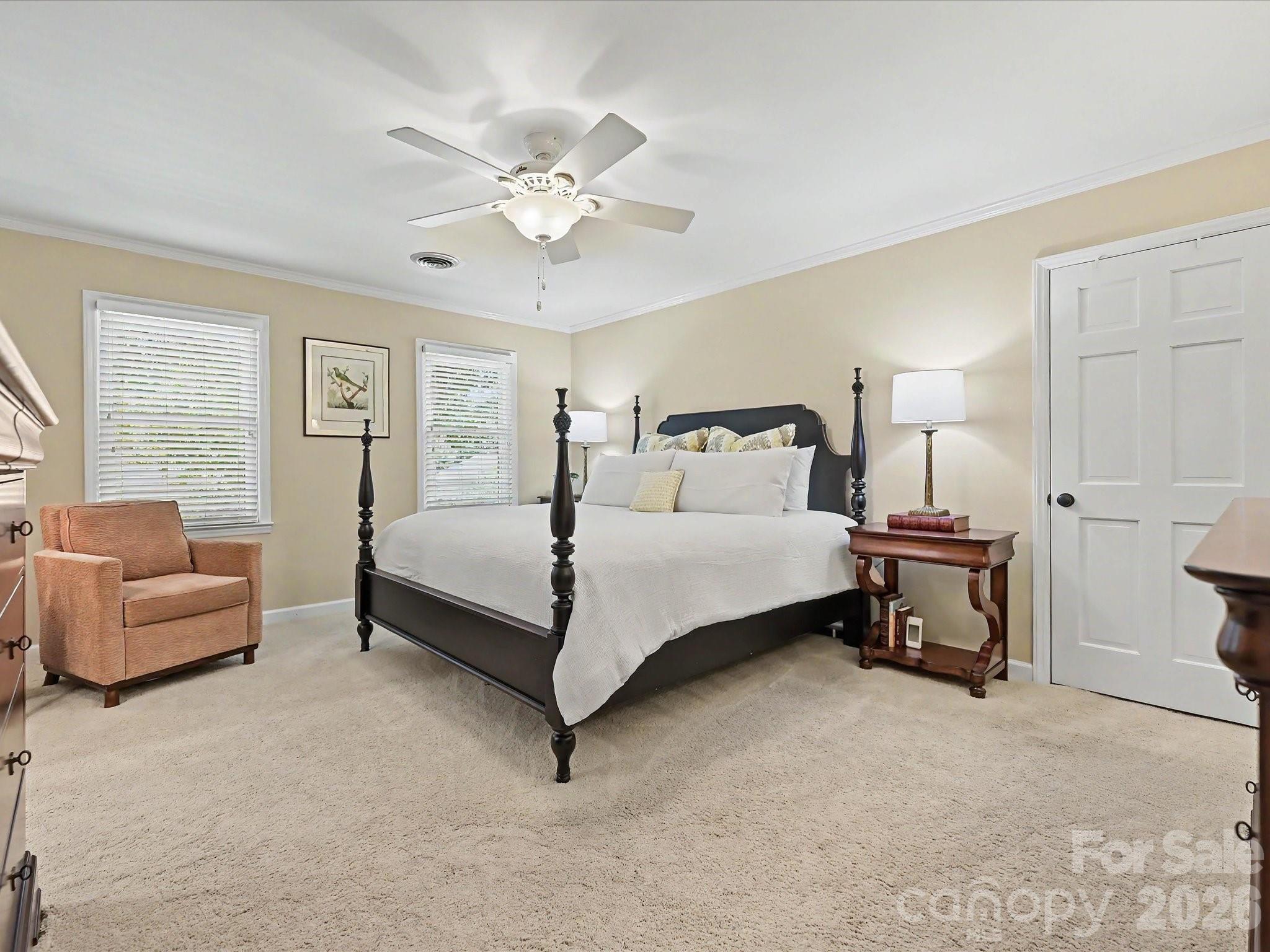 7933 Sunnyvale Lane — Charlotte