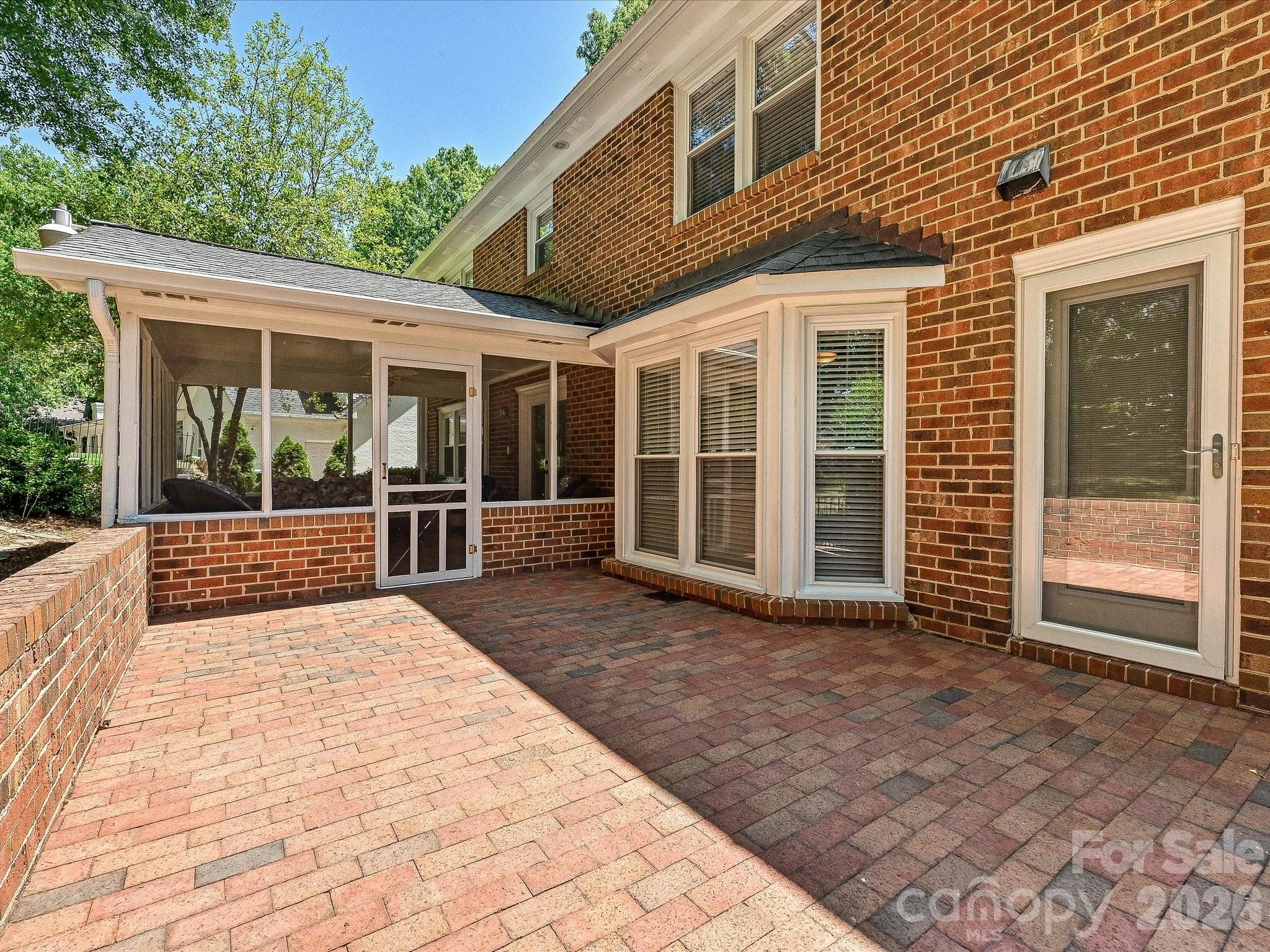 7933 Sunnyvale Lane — Charlotte