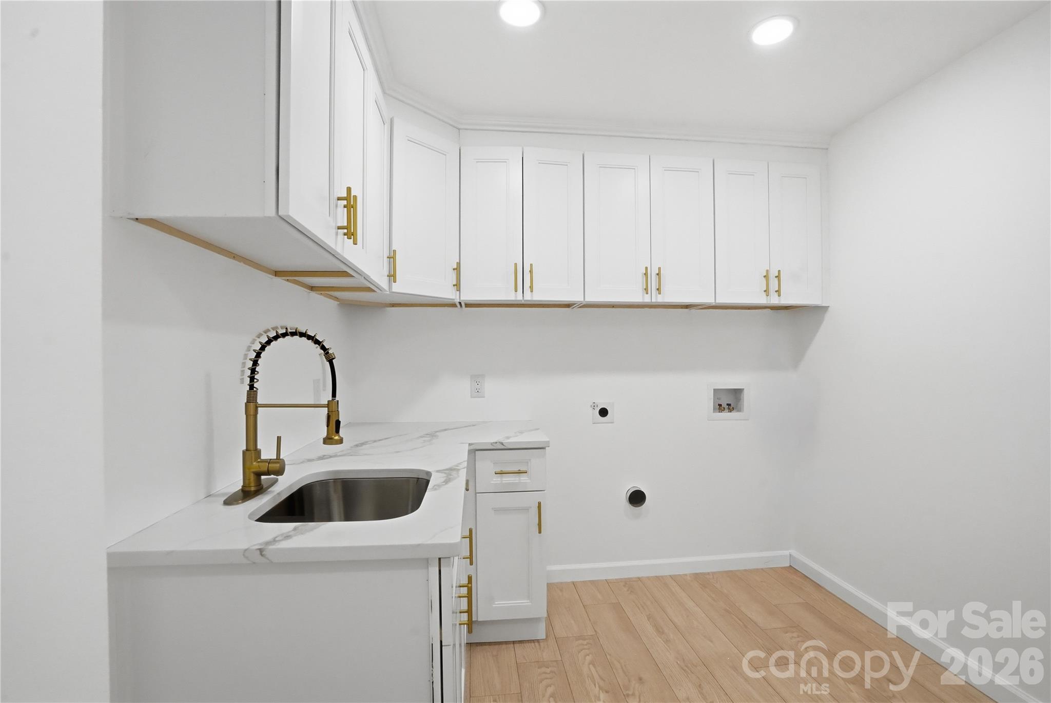 5910 Grosner Place — Charlotte
