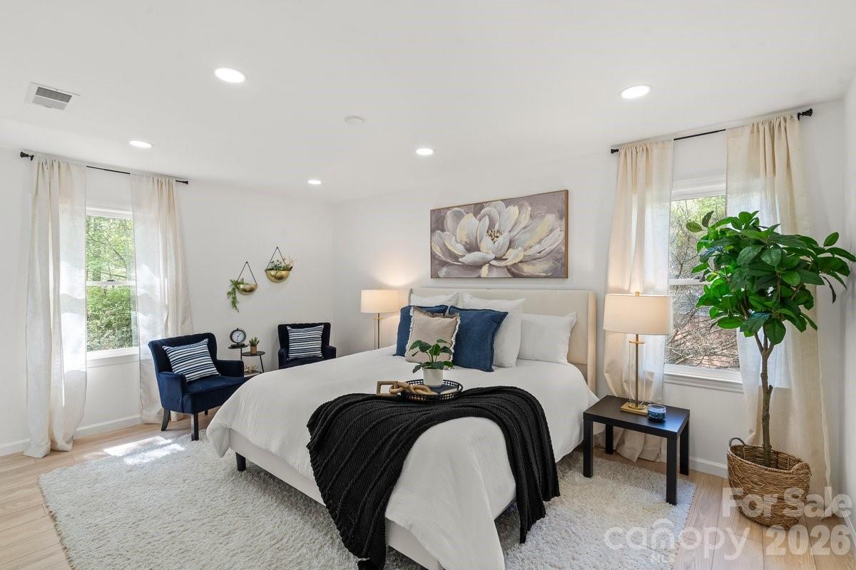 5910 Grosner Place — Charlotte