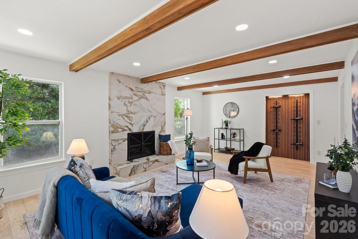 5910 Grosner Place — Charlotte