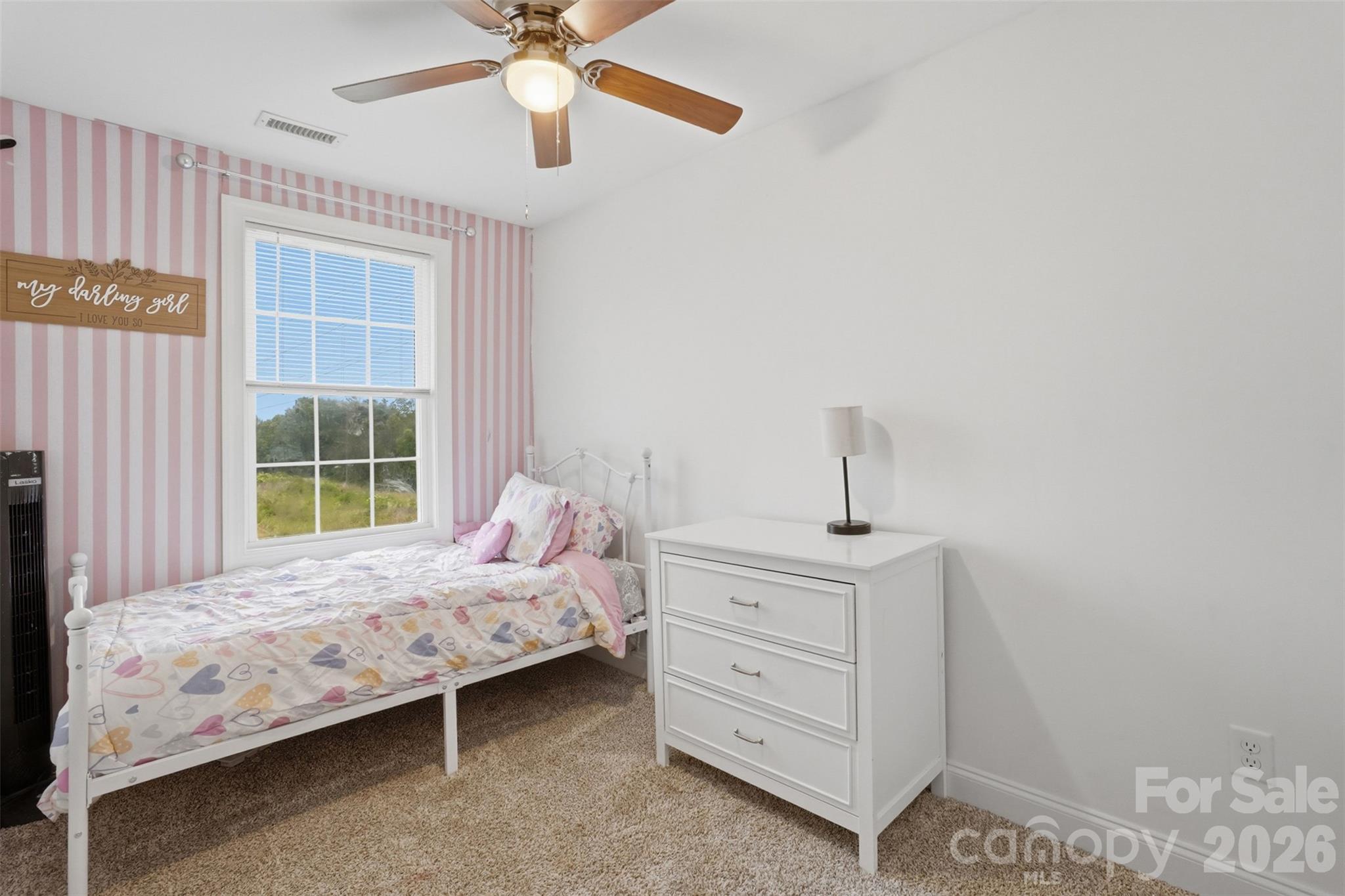 1629 Oak Leaf Drive — Hickory
