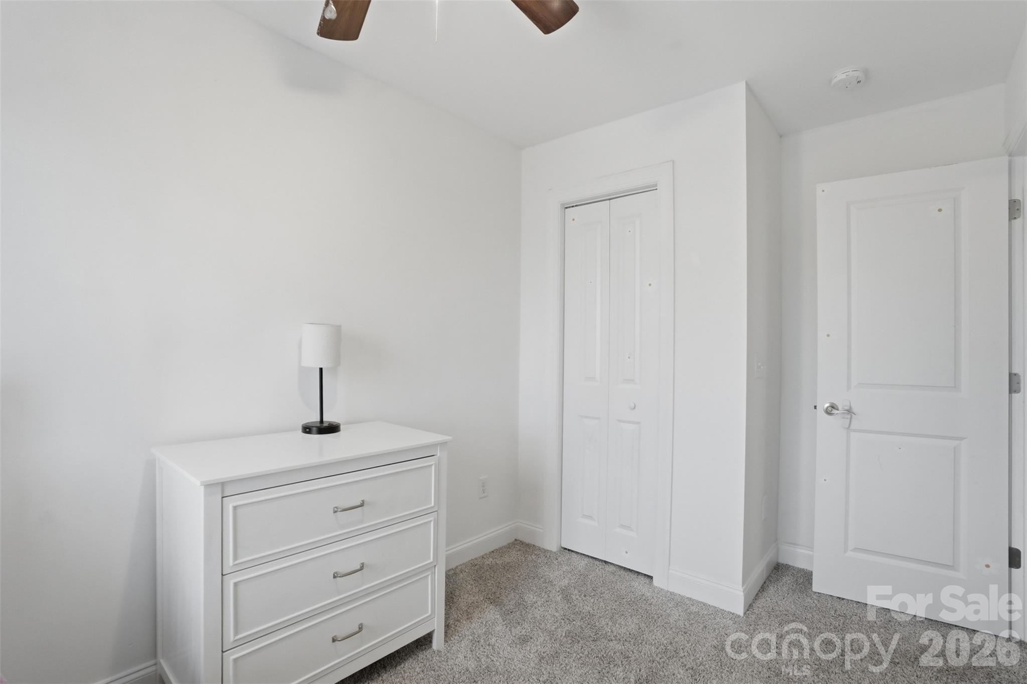 1629 Oak Leaf Drive — Hickory