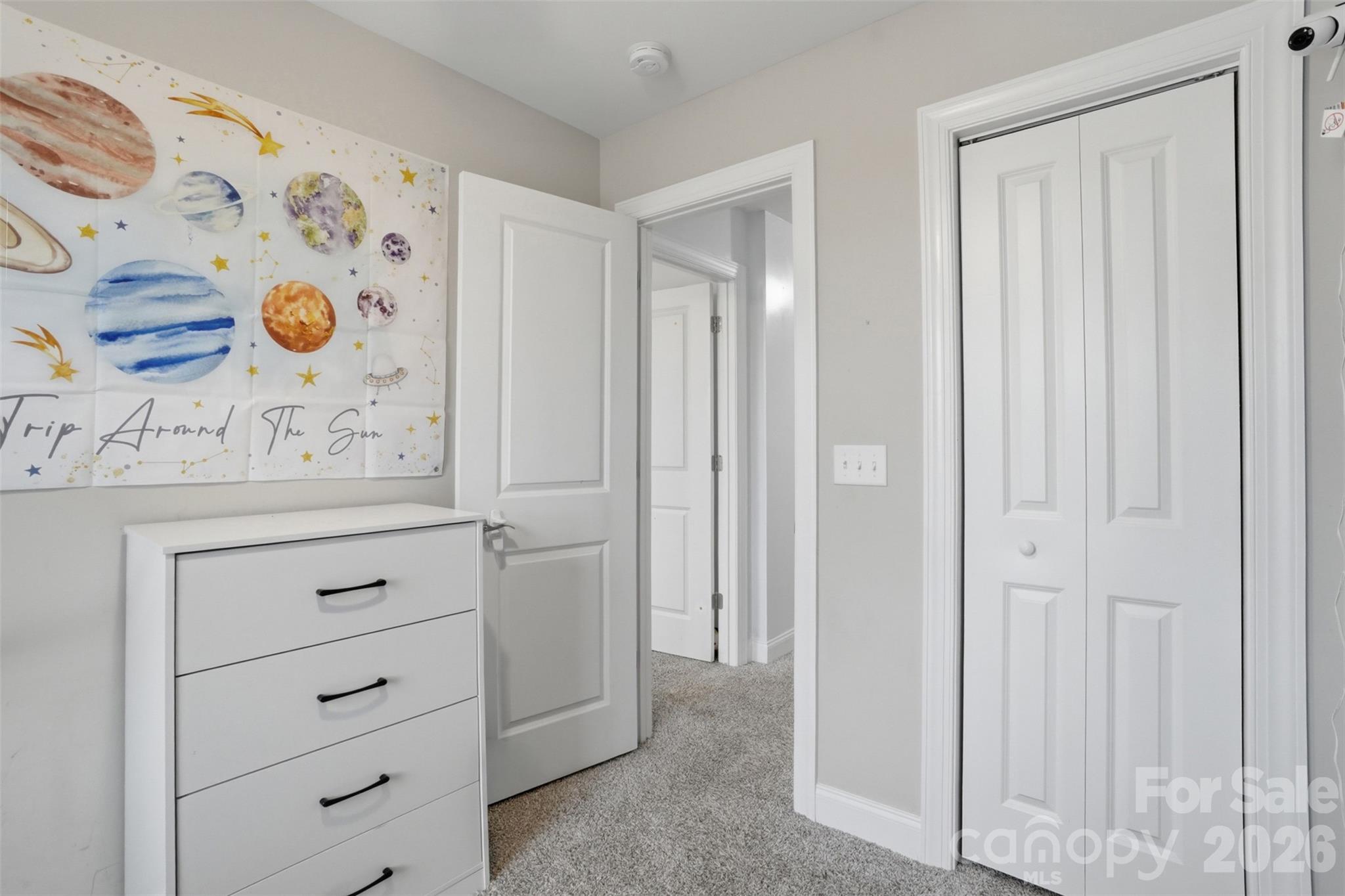 1629 Oak Leaf Drive — Hickory