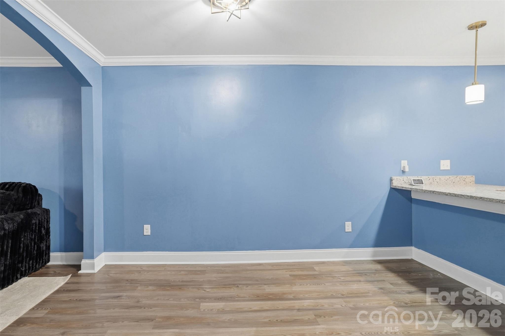 1629 Oak Leaf Drive — Hickory