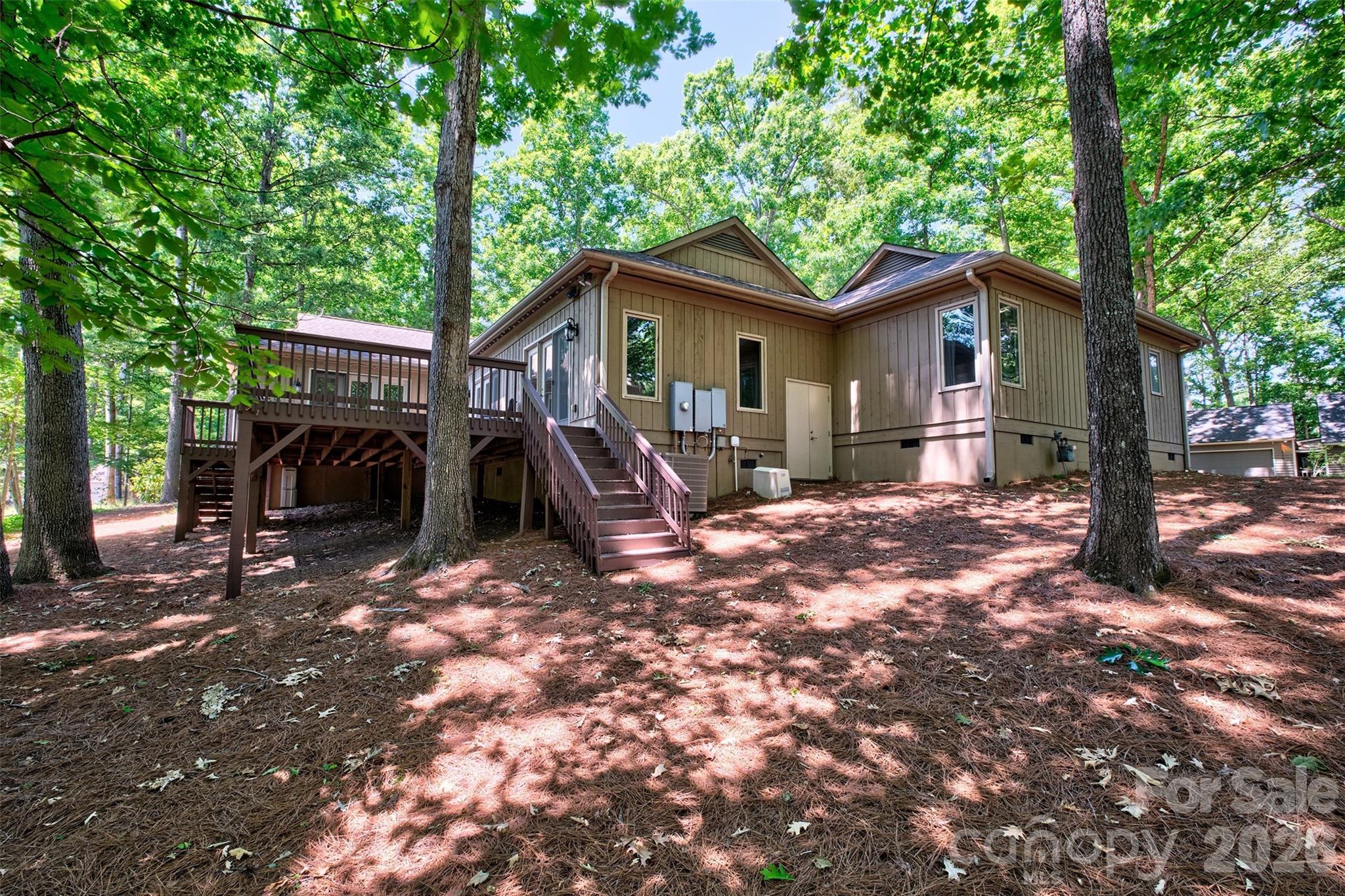 6 Honeysuckle Woods — Lake Wylie