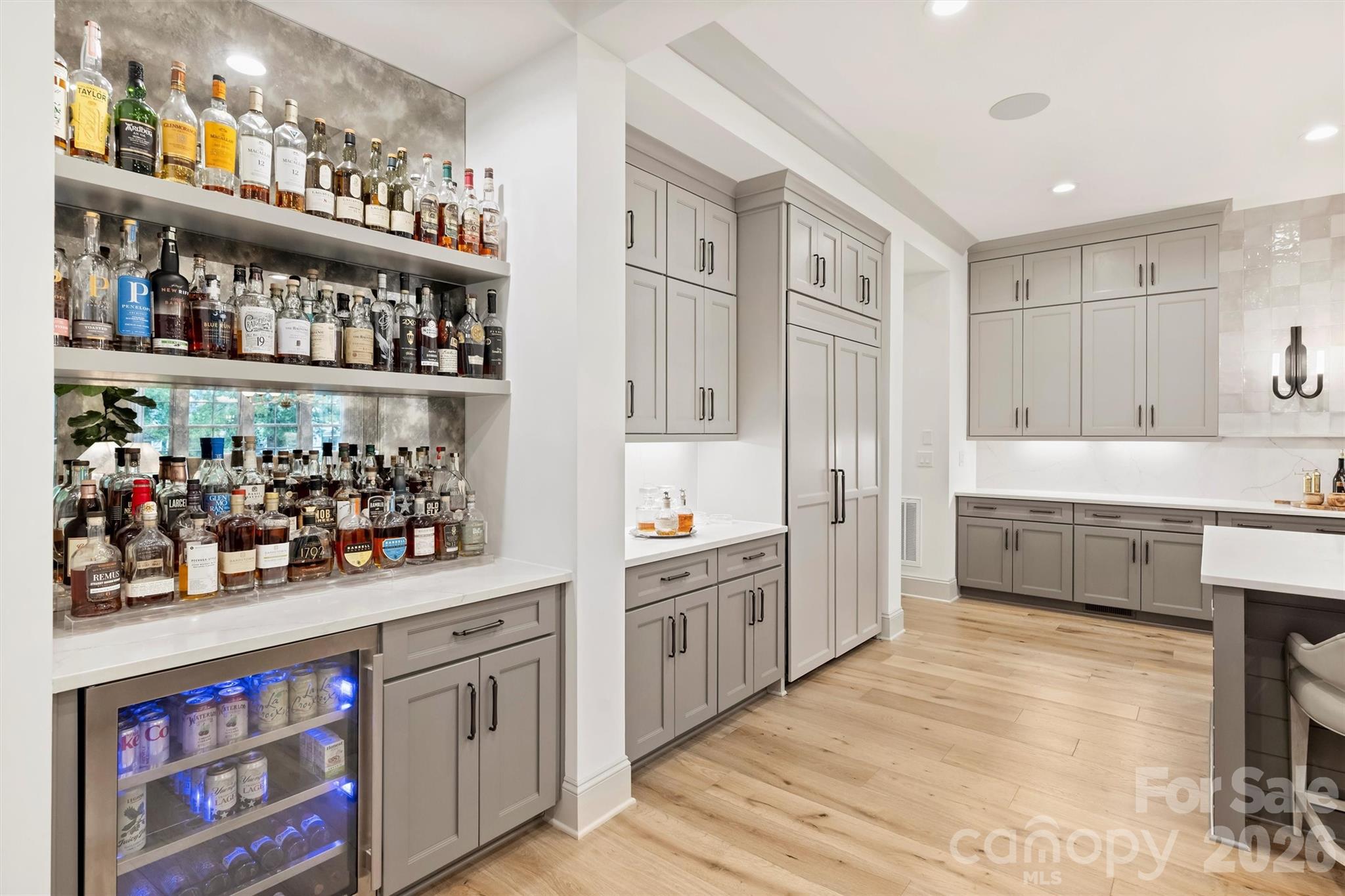 1525 Lynway Drive — Charlotte