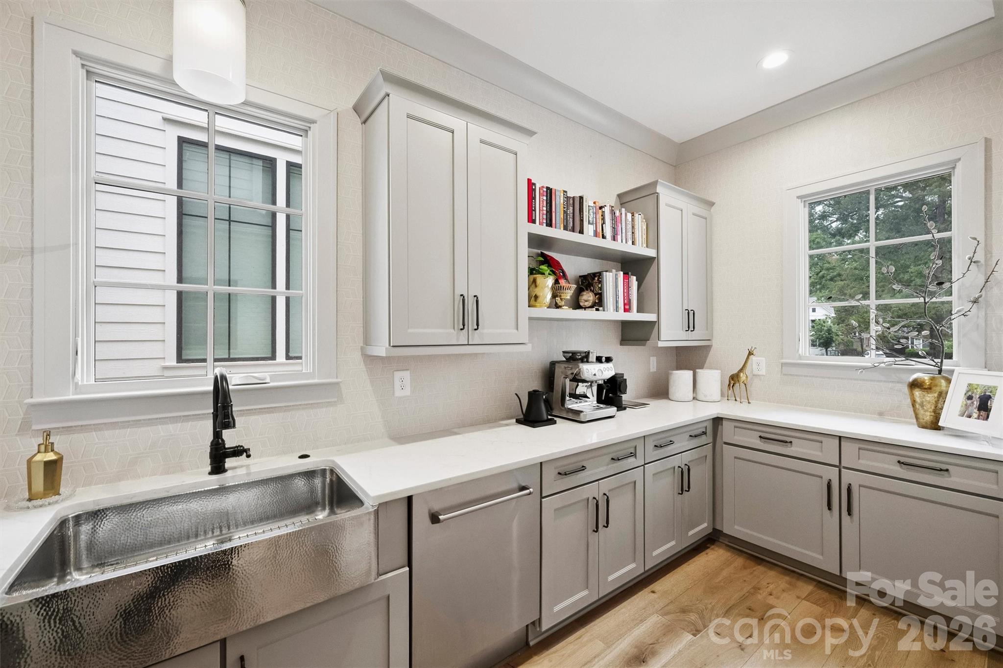1525 Lynway Drive — Charlotte