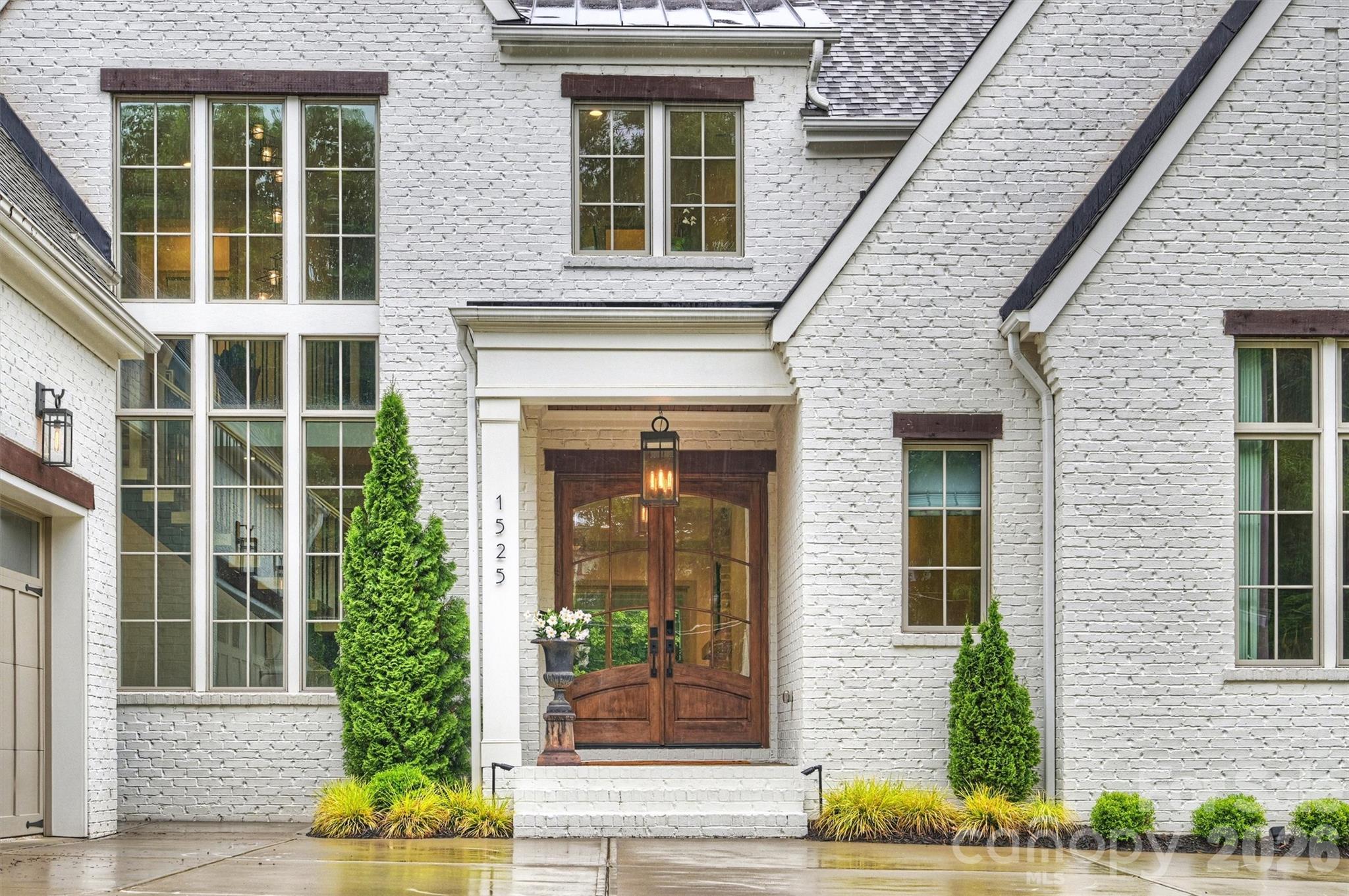 1525 Lynway Drive — Charlotte