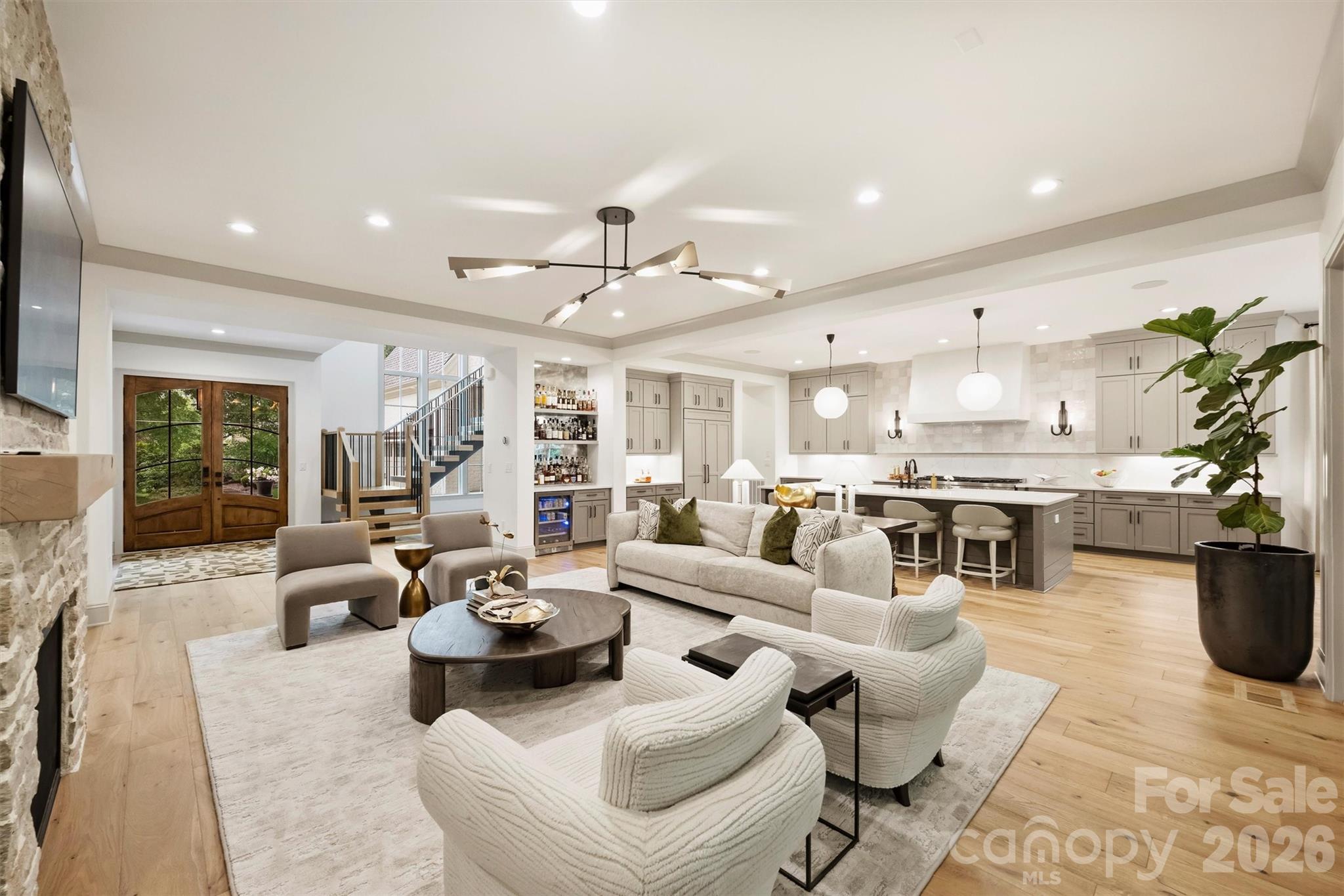 1525 Lynway Drive — Charlotte